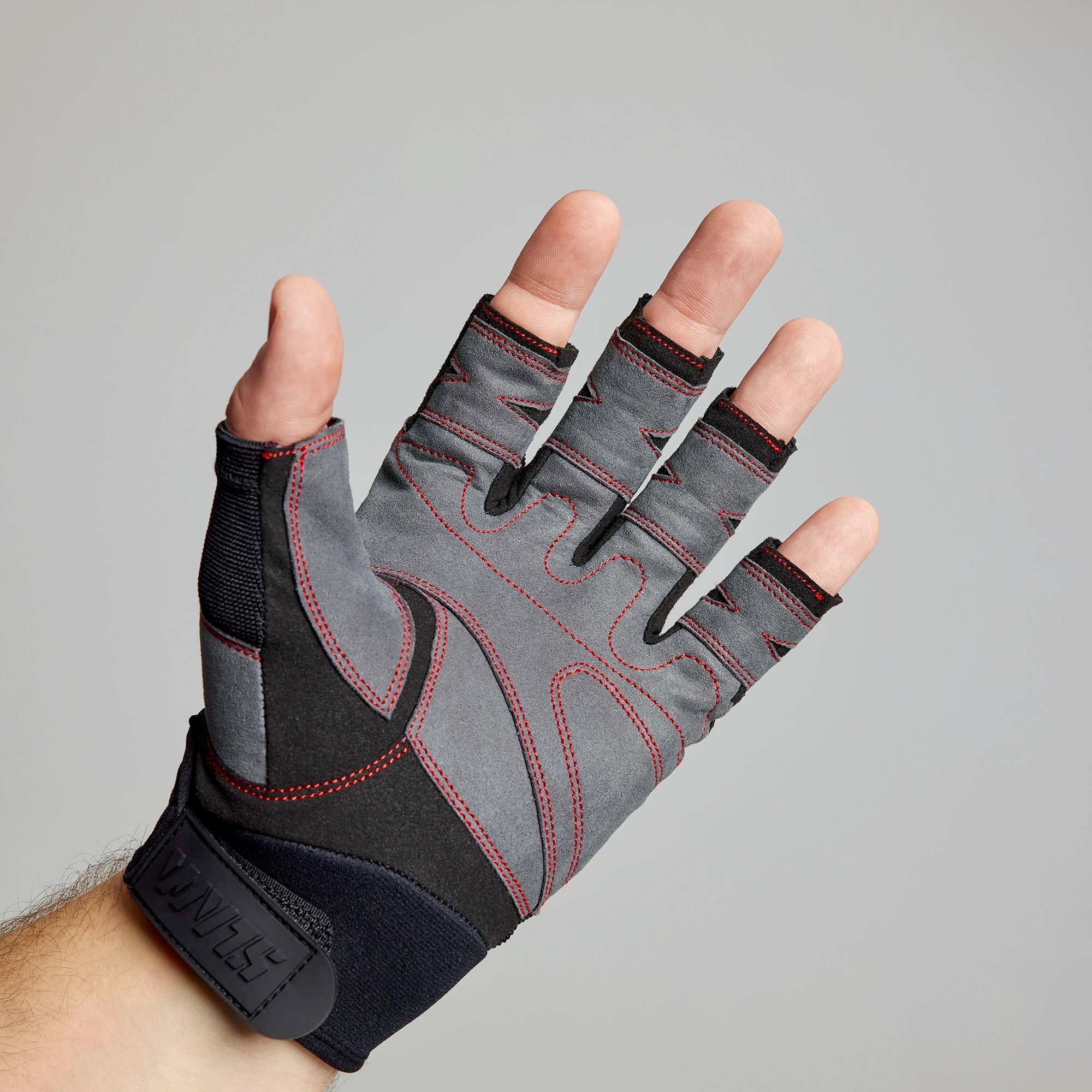 PRO_SHORT_FINGER_GLOVE_A474002S00_W01_Image_3
