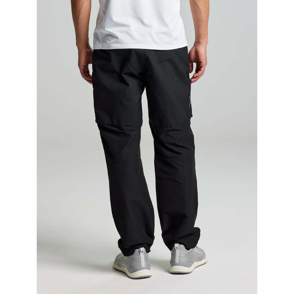 PRO_TECH_PANT_A104008S00_W01_Image_2