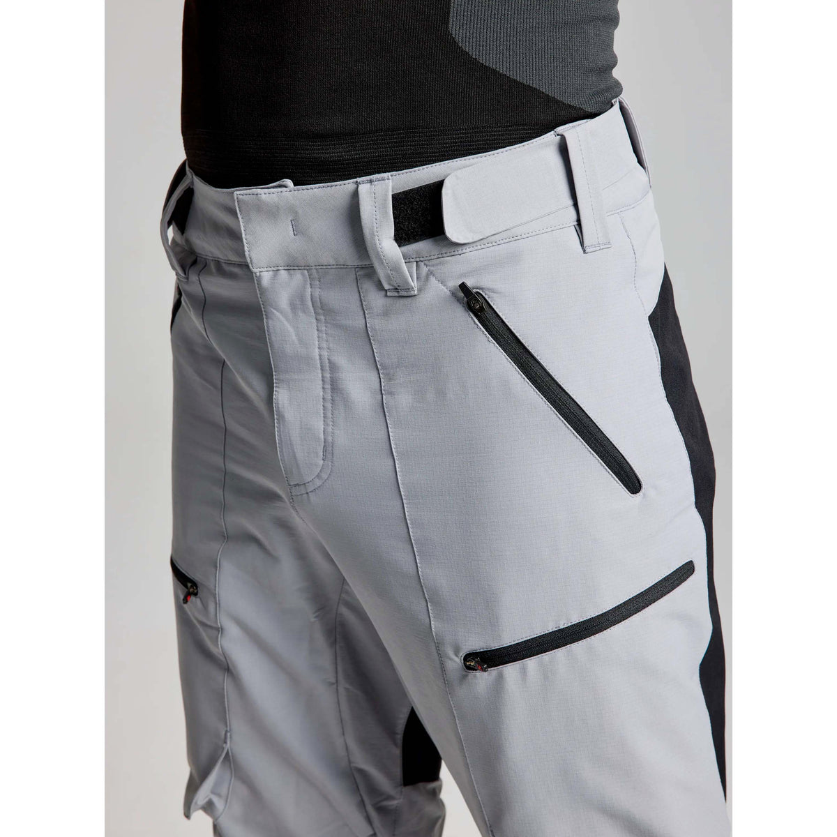 PRO_TECH_PANT_A104008S00_W05_Image_5
