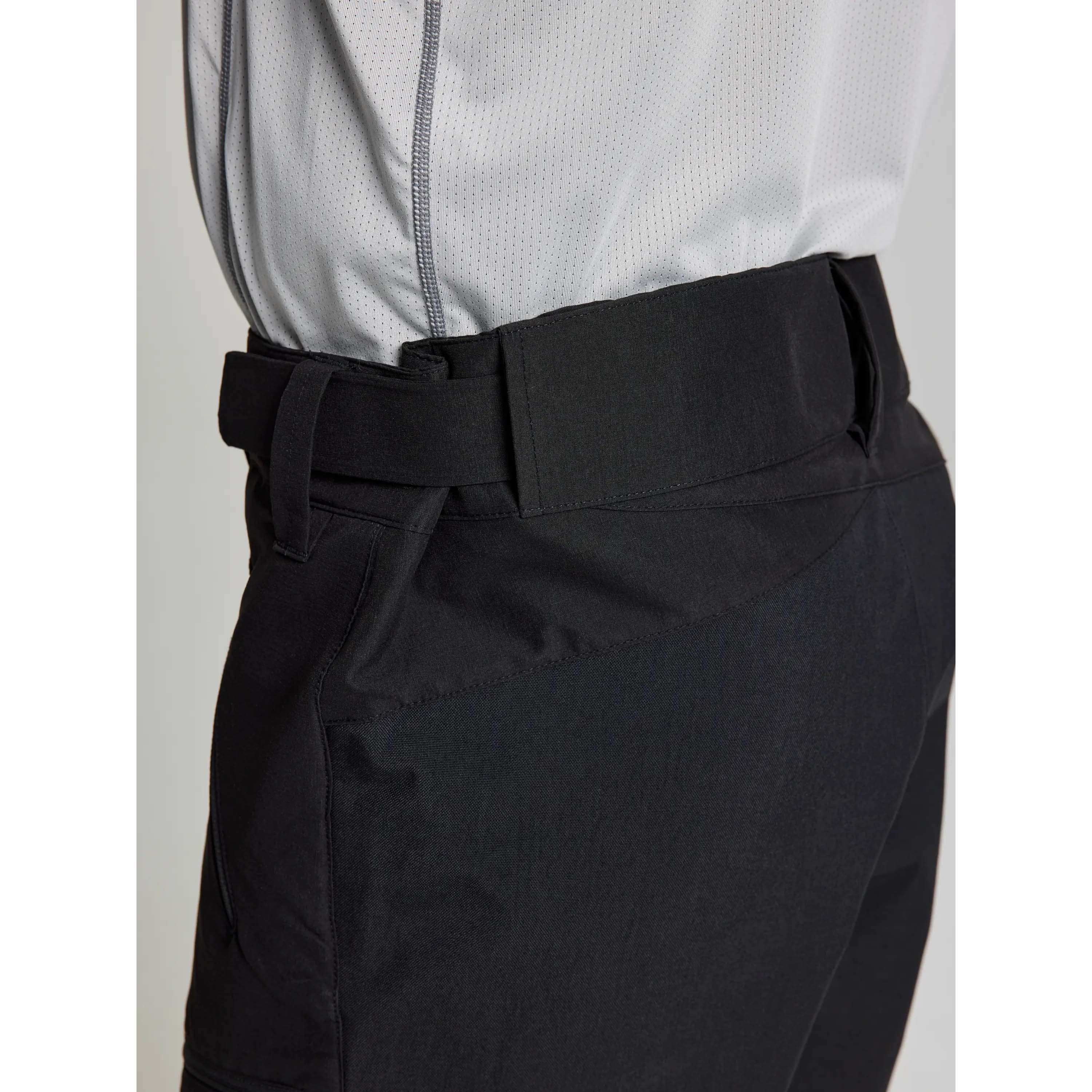 PRO_TECH_SHORT_A140007S01_W01_Image_8
