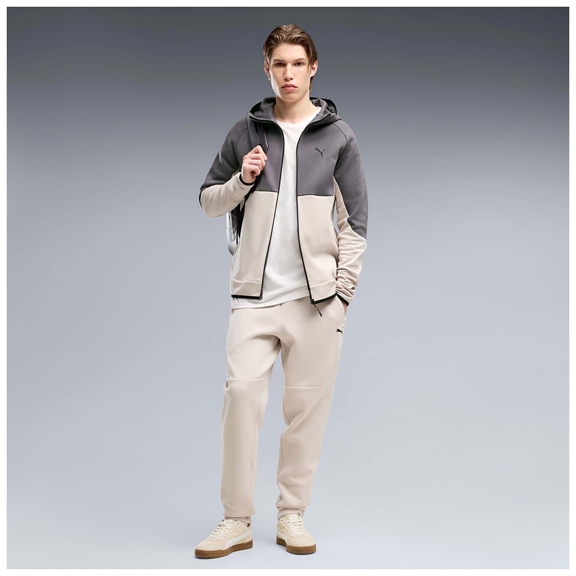 PUMATECH_SLIM_ELEVATED_FULL-ZIP_HOODIE_DK_693951_82_Image_4