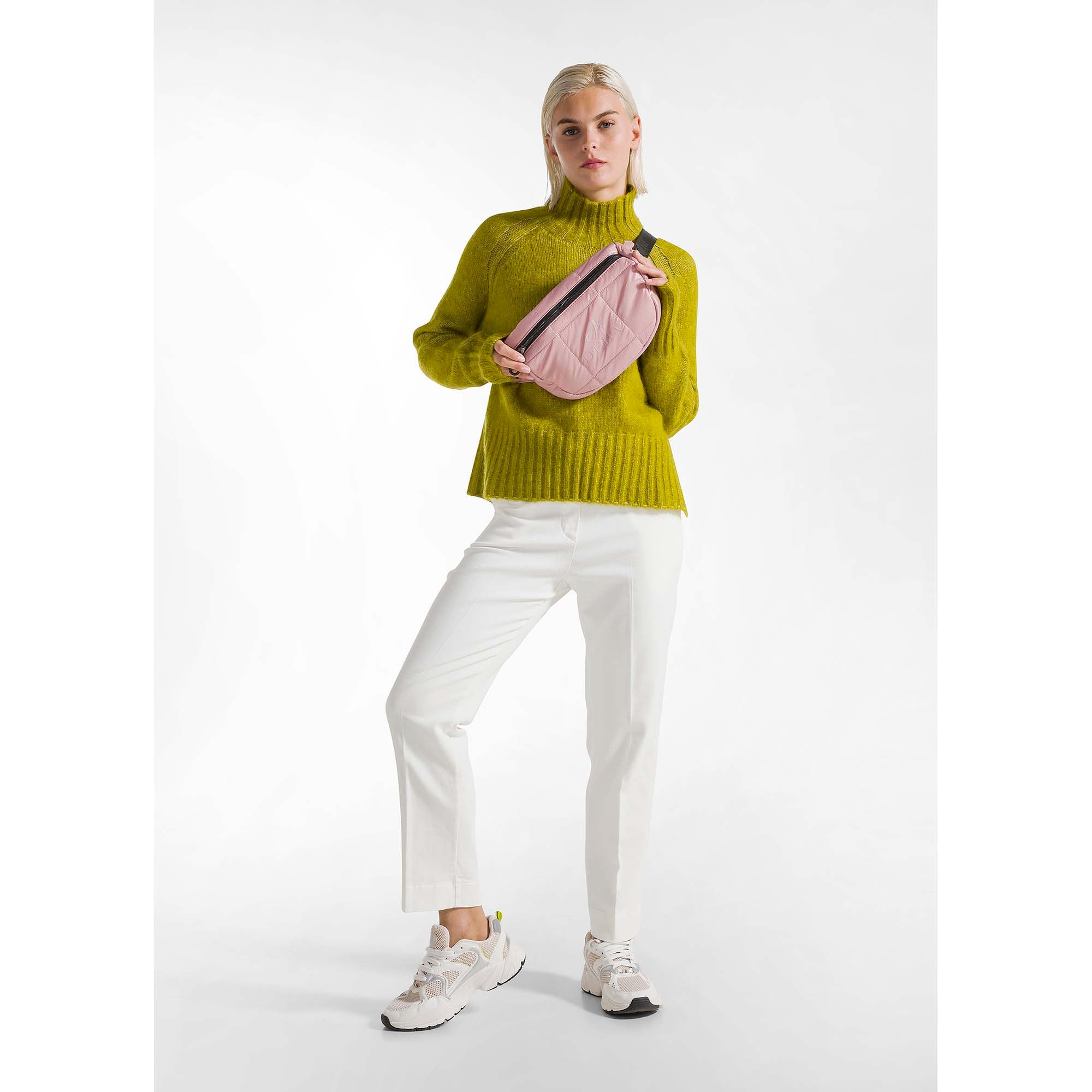 QUILTED_BELT_BAG_D12943_26310_Image_2