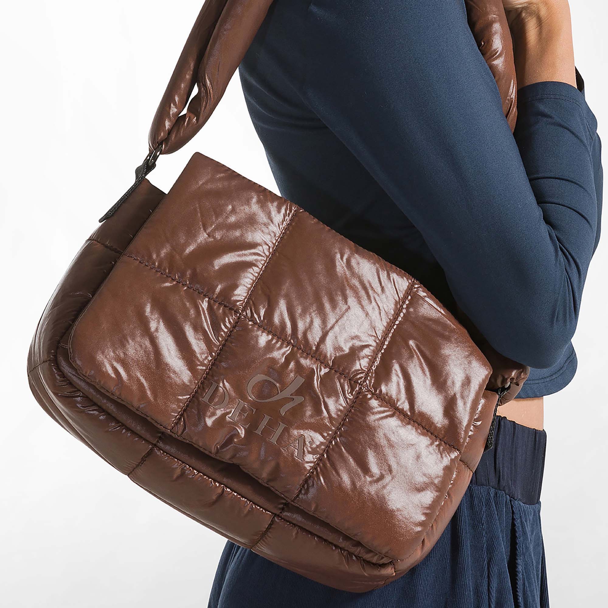 QUILTED_HAND_BAG_D12941_26123_Image_4