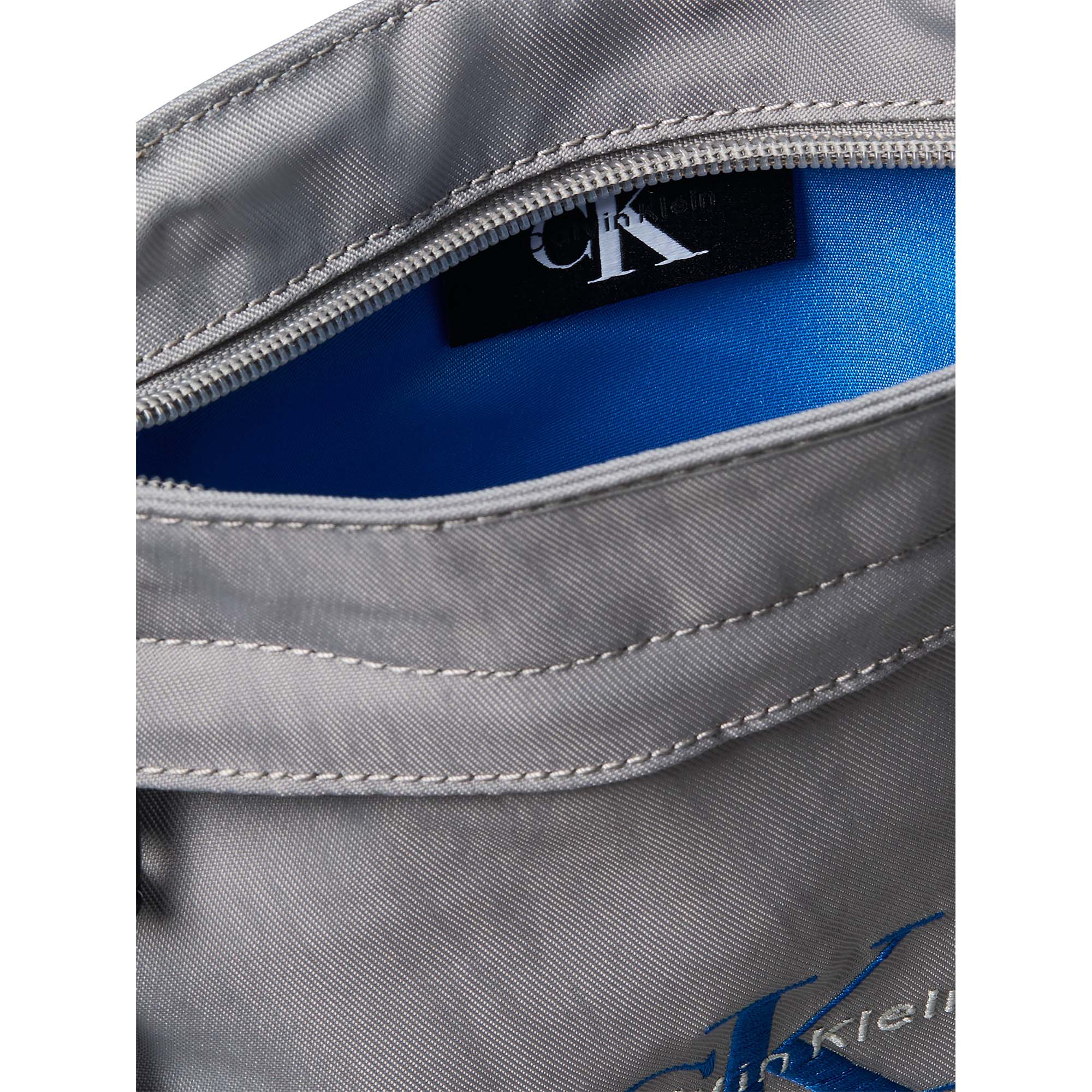 RAISED_REPORTER_LV04D3160G_PCX_Image_2