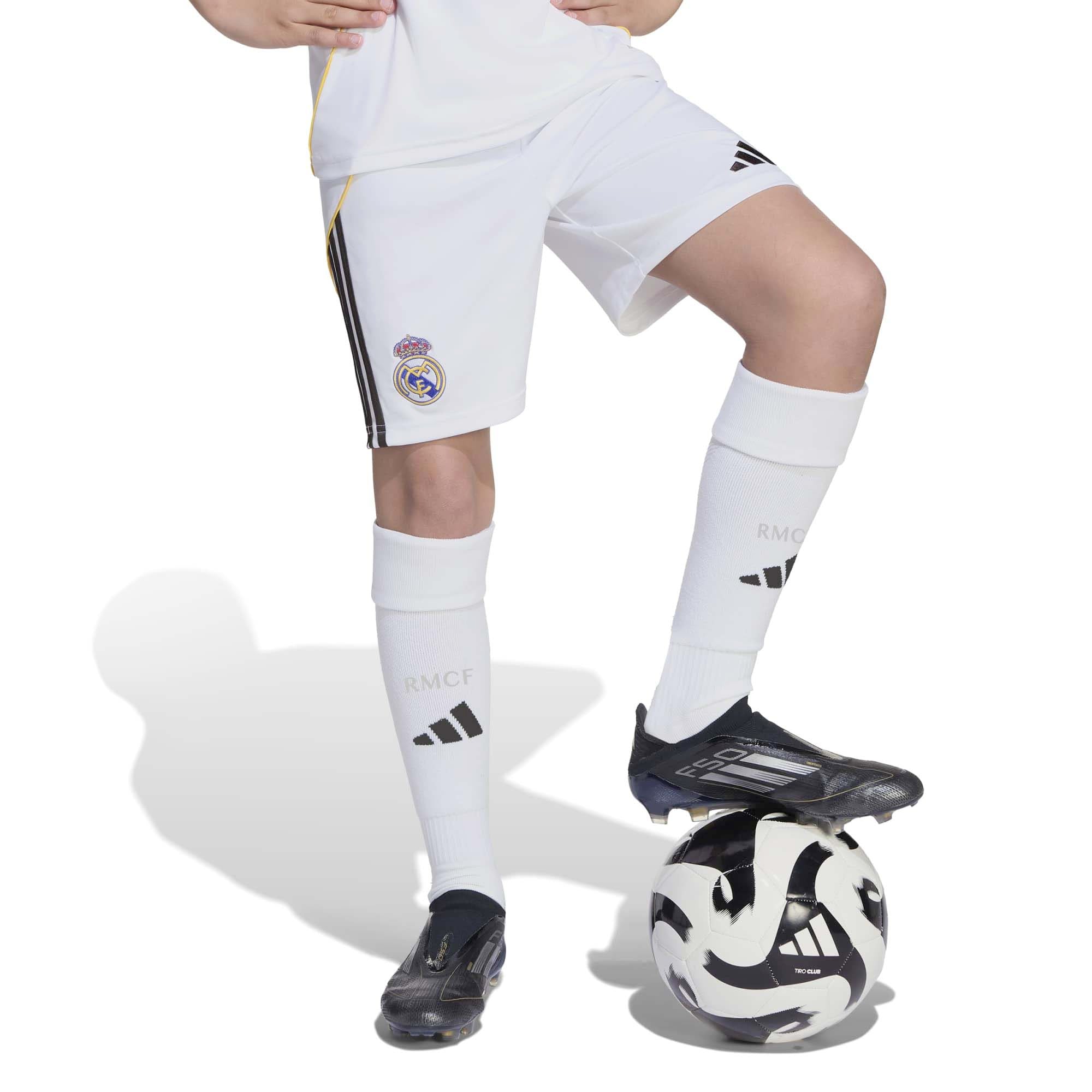 REAL_H_SHO_Y_JN8878_WHITE_Image_2