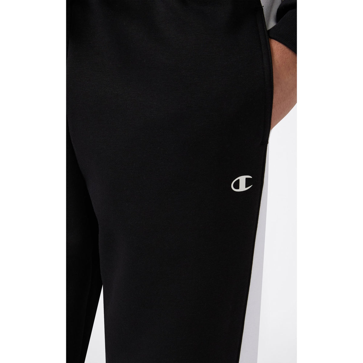 RIB_CUFF_PANTS_222537_KK001_Image_4