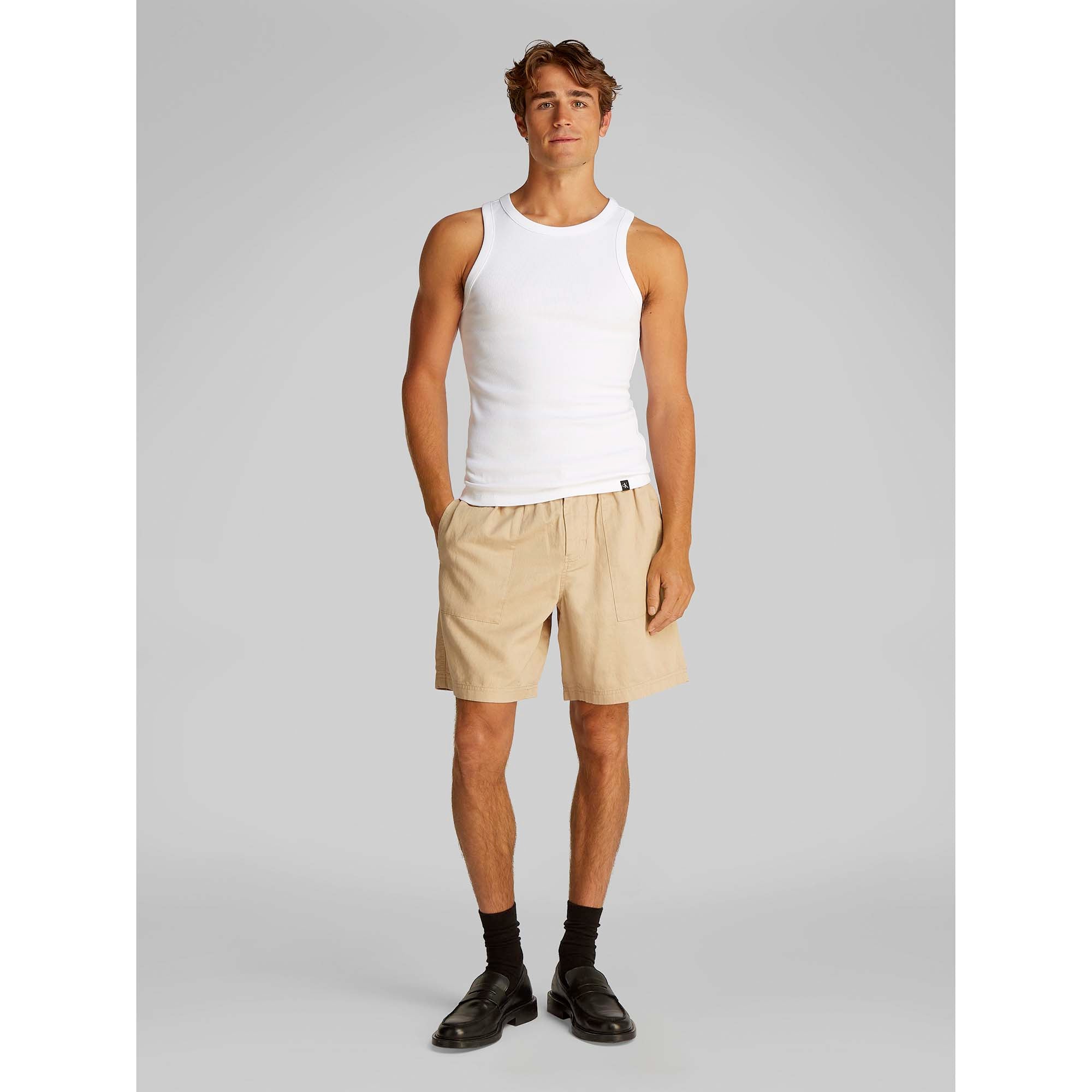 RIB_TANK_J30J327269_YAF_Image_3