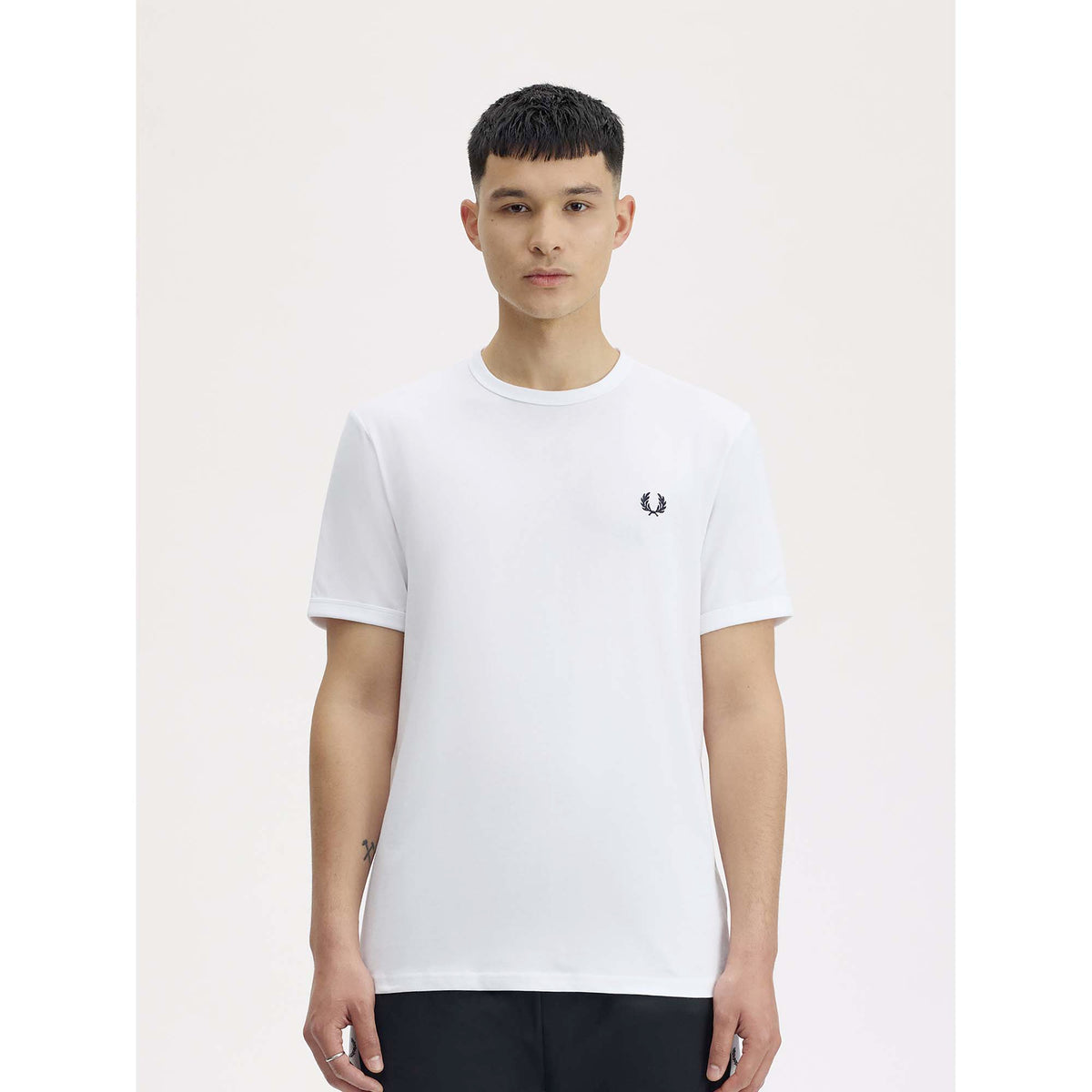 RINGER_T-SHIRT_M3519_100_Image_2