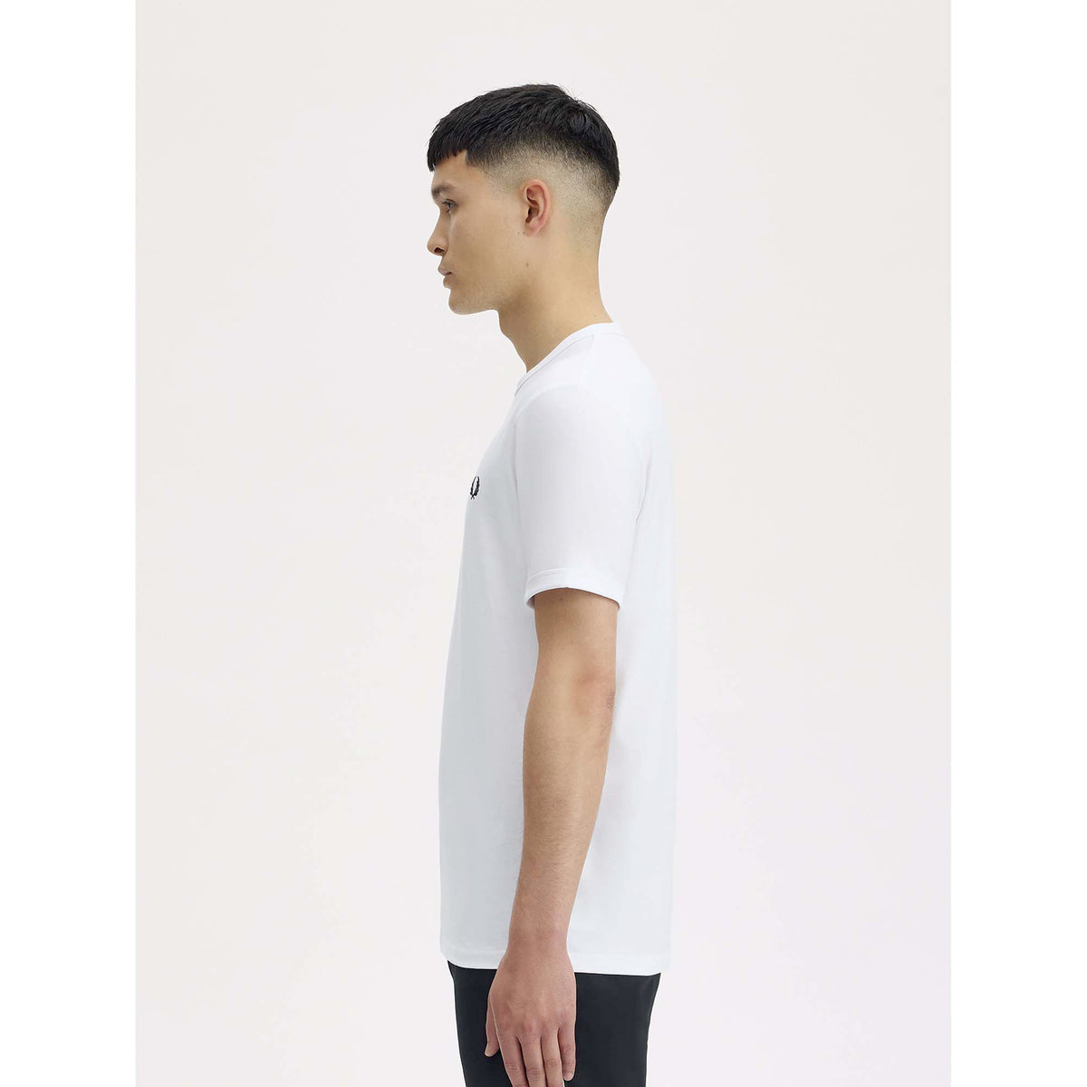 RINGER_T-SHIRT_M3519_100_Image_3
