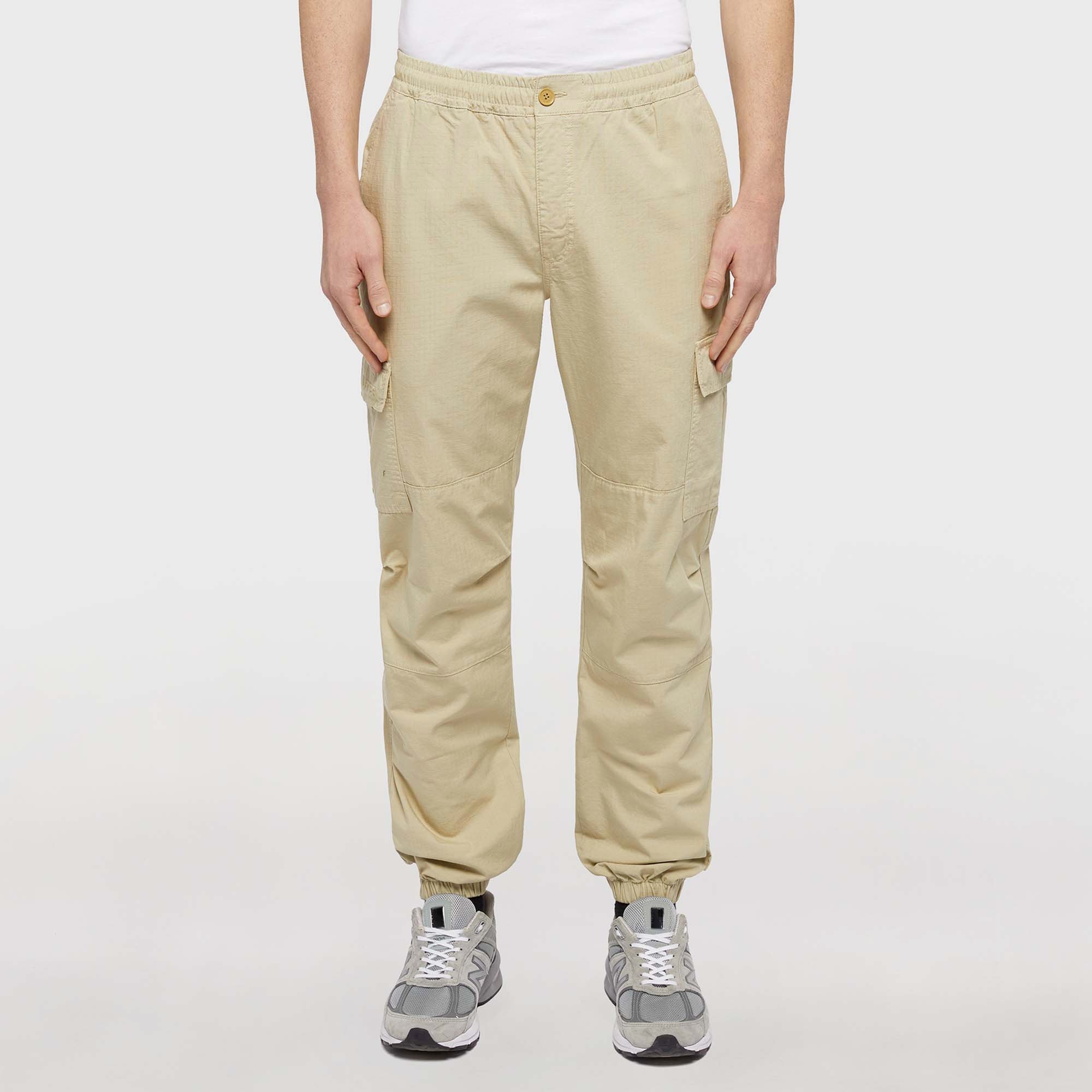 RIPSTOP_CARGO_JOGGER_24WICJ01_ICE_Image_3