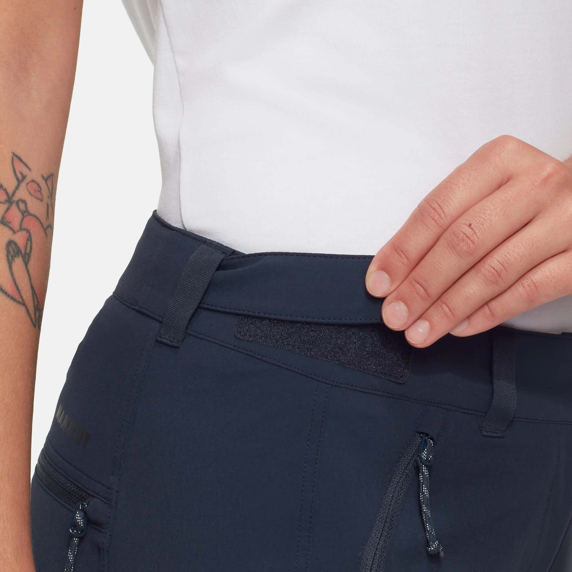 RUNBOLD_IV_SHORTS_WOMEN_102301200_5118_Image_6