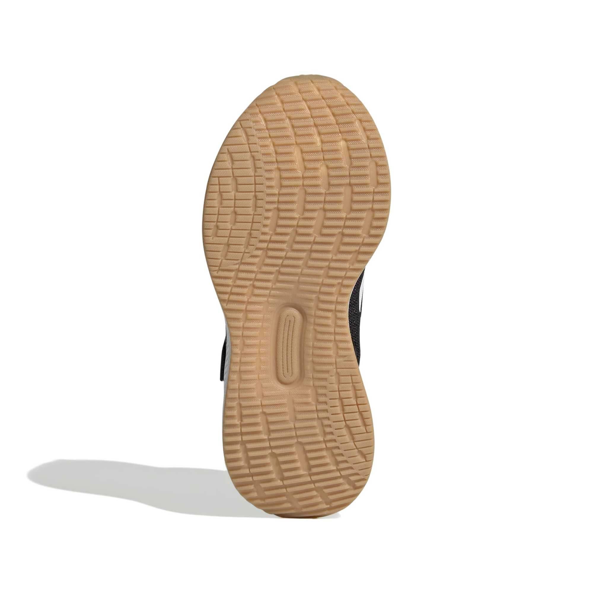 RUNFALCON_5_EL_C_JP6924_CBLACKF_Image_5