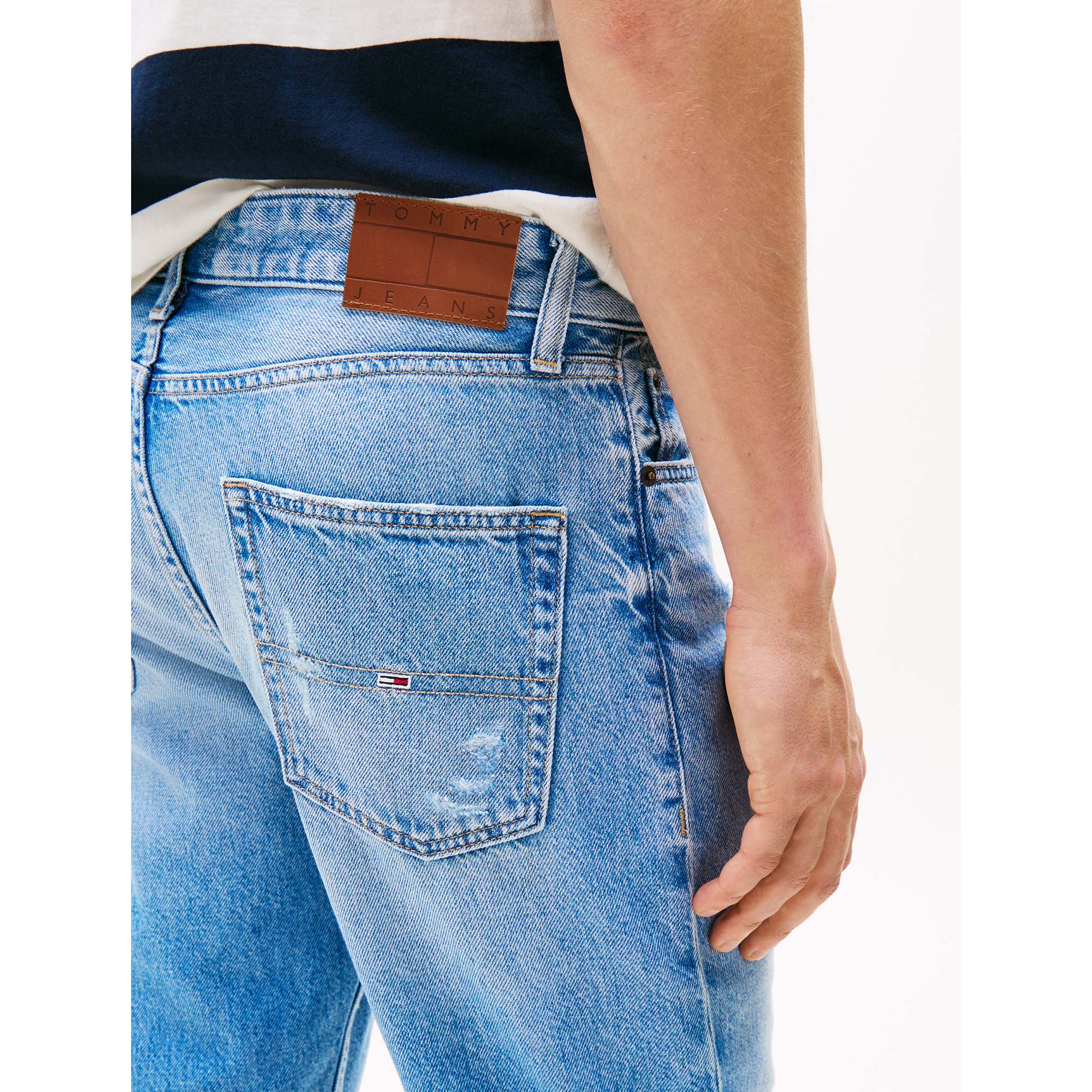 RYAN_SHORT_BI8036_DM0DM21855_1AB_Image_5