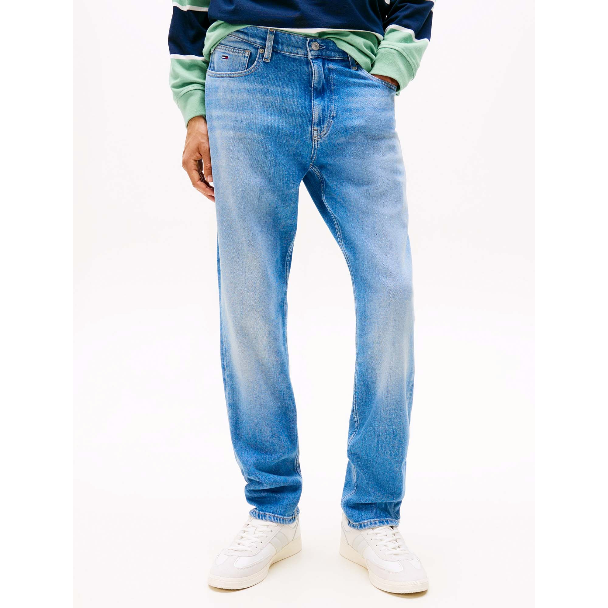 RYAN_SLIM_STR_DI5133_DM0DM22166_1A5_Image_2