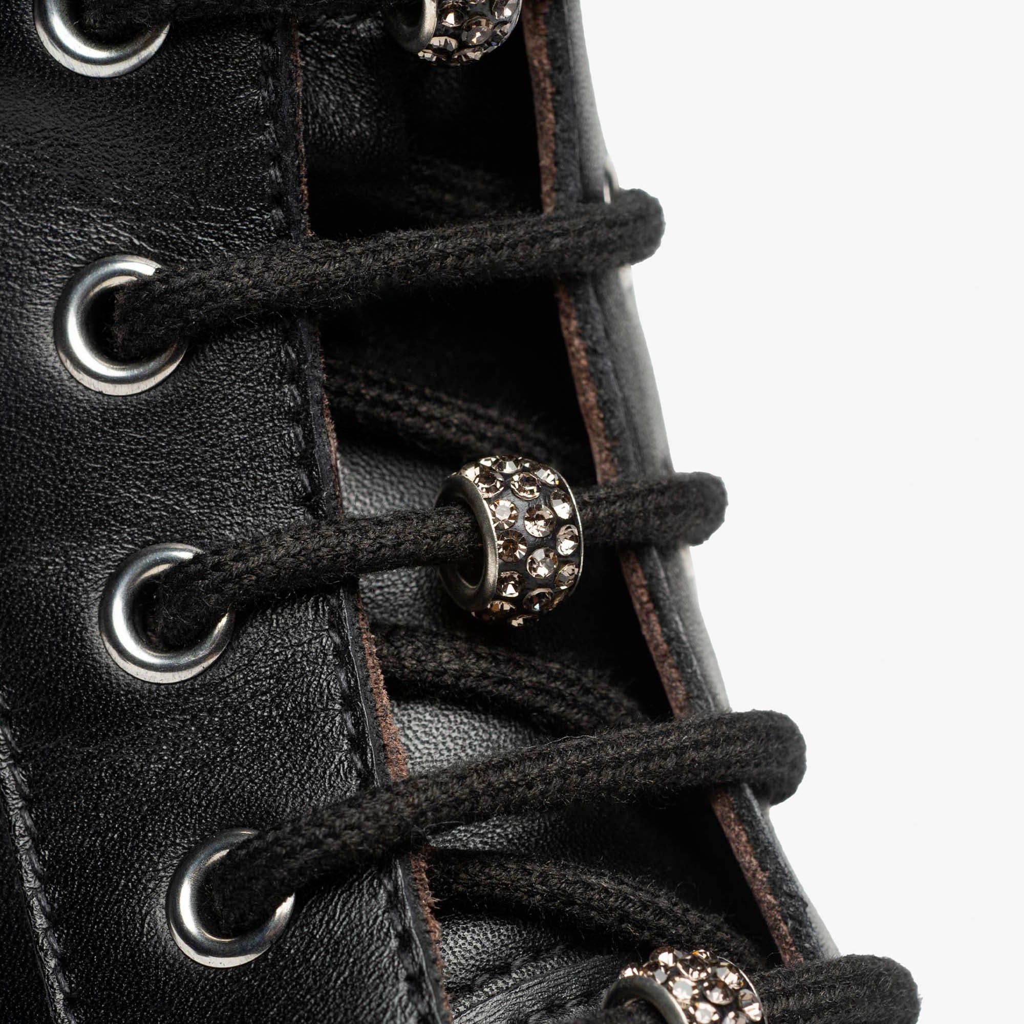 SAGAR_DECO_NERO_EVA_URBANA_NERO_12_I514810D_100_Image_3