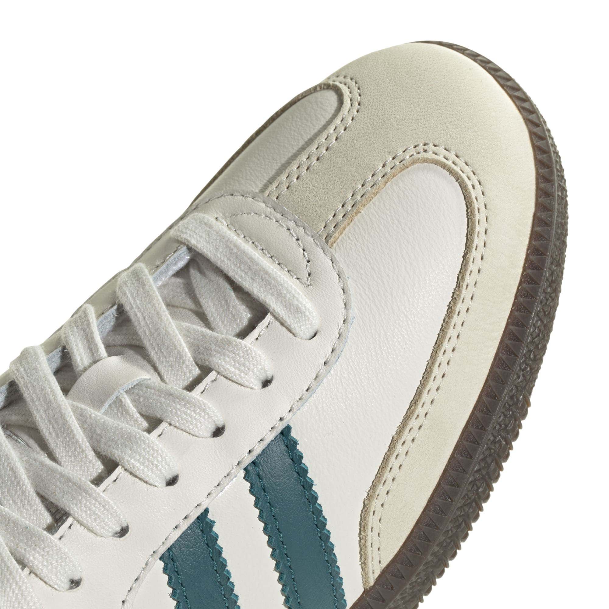 SAMBA_OG_W_IG1963_CLOUDWHI_Image_6