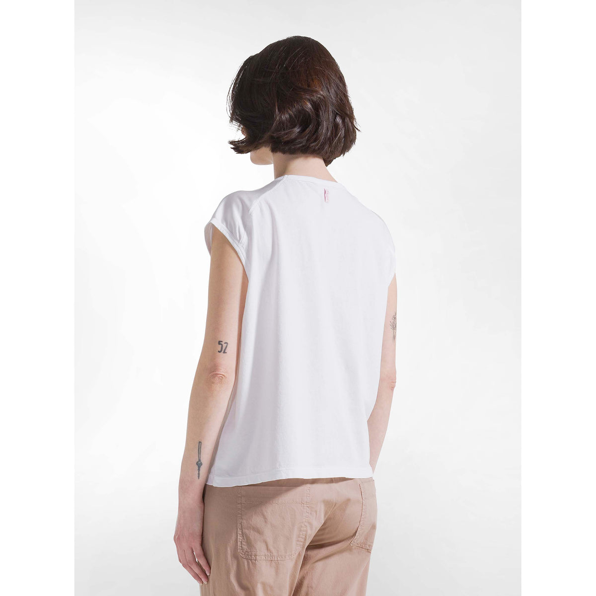 SATIN_SLEEVE_TOP_D42440_10001_Image_3