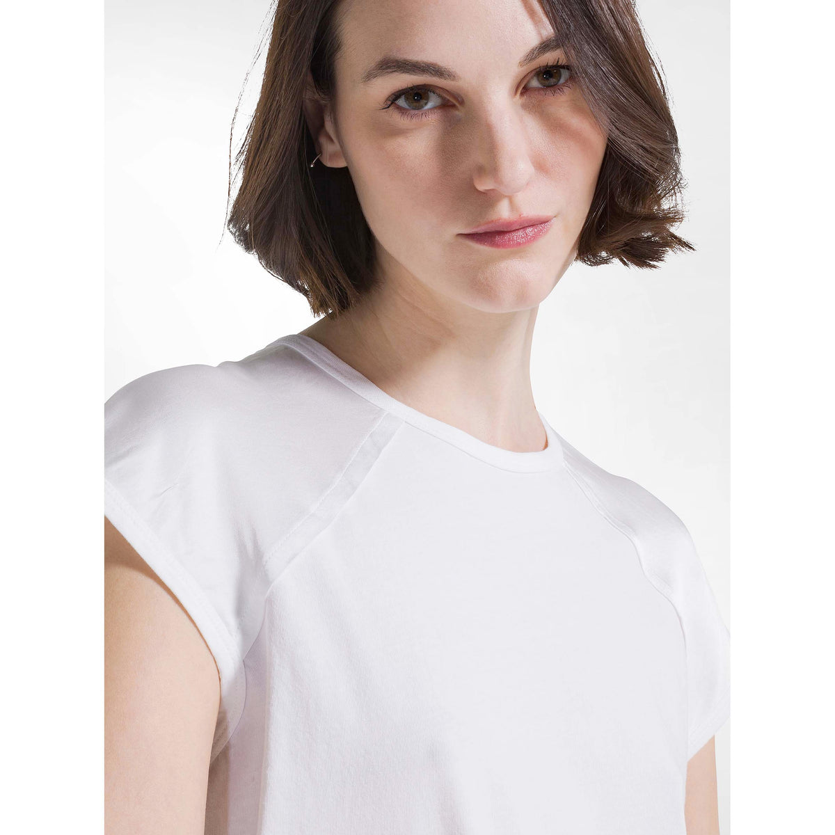 SATIN_SLEEVE_TOP_D42440_10001_Image_4