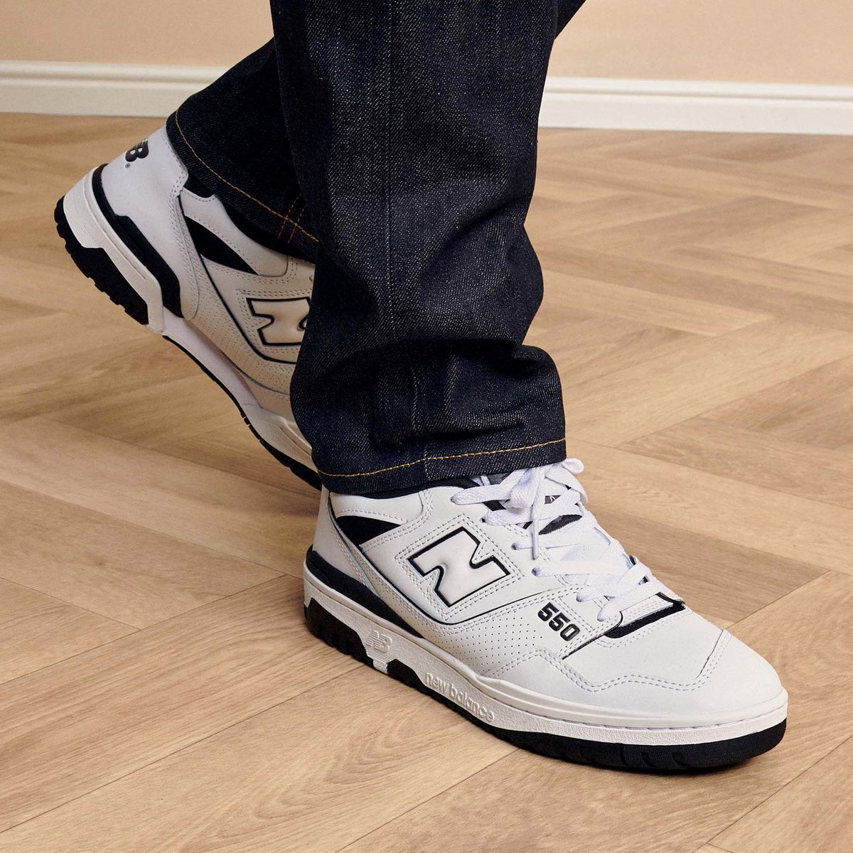 SCARPE_LIFESTYLE_UNISEX_-_LTZ_BB550HA1_WHITE_Image_5