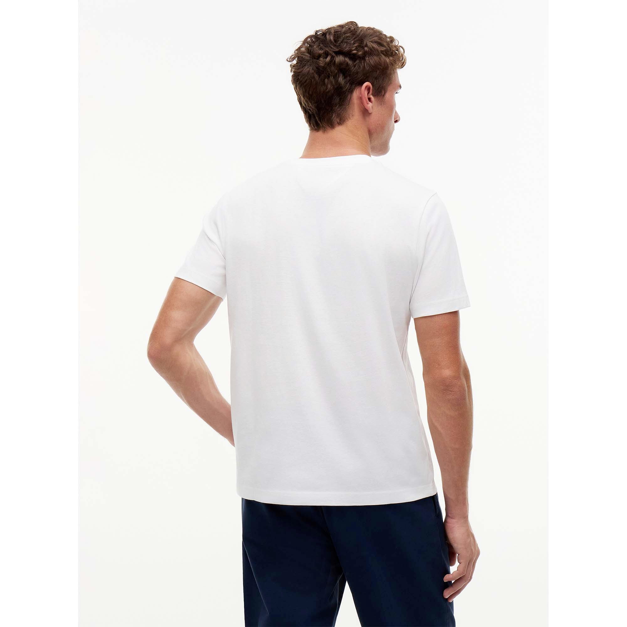 SCRIPT_STACK_REGULAR_MW0MW43224_YBR_Image_3
