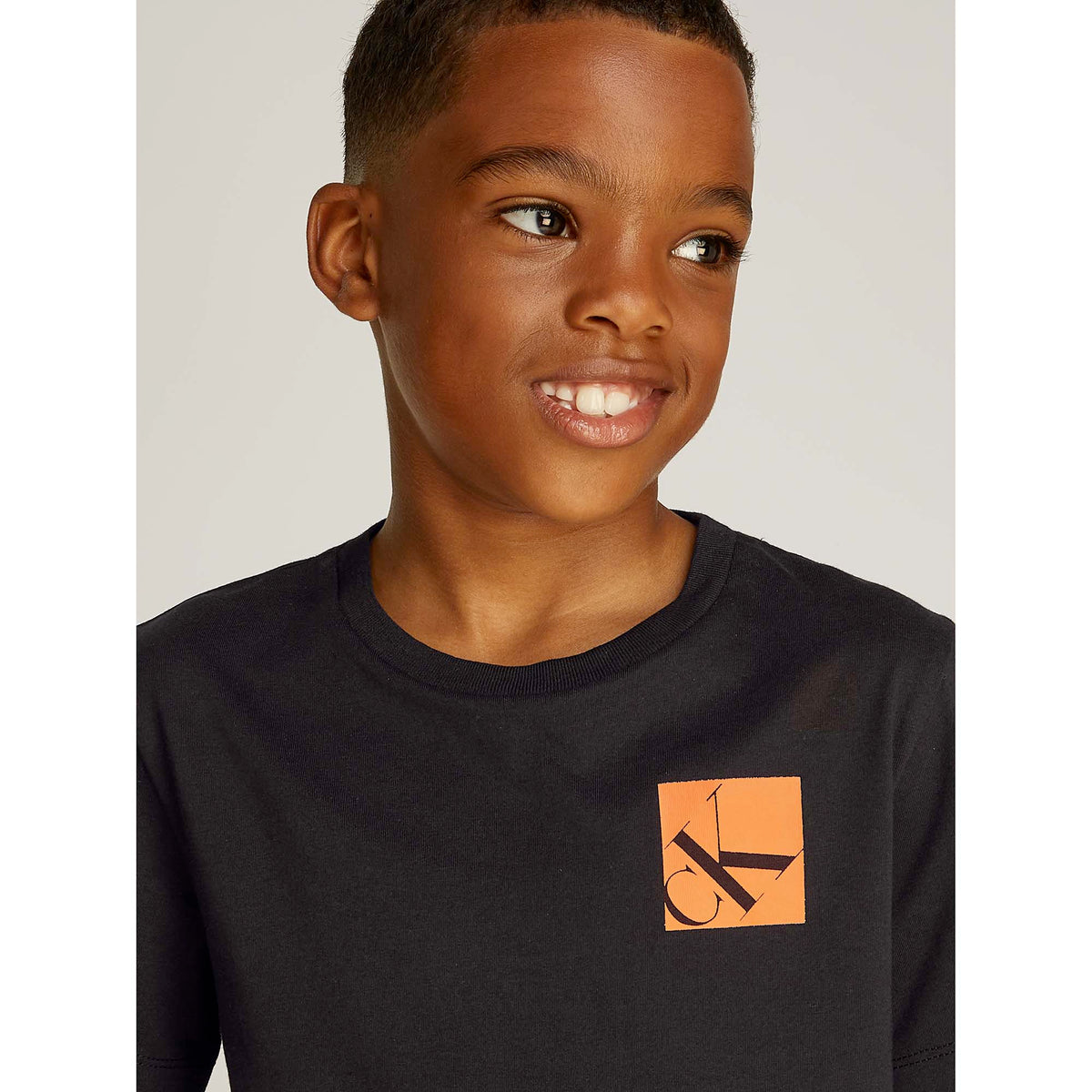 SHIFTED_CK_SS_T-SHIRT_CKIB0IB02351T_BEH_Image_5