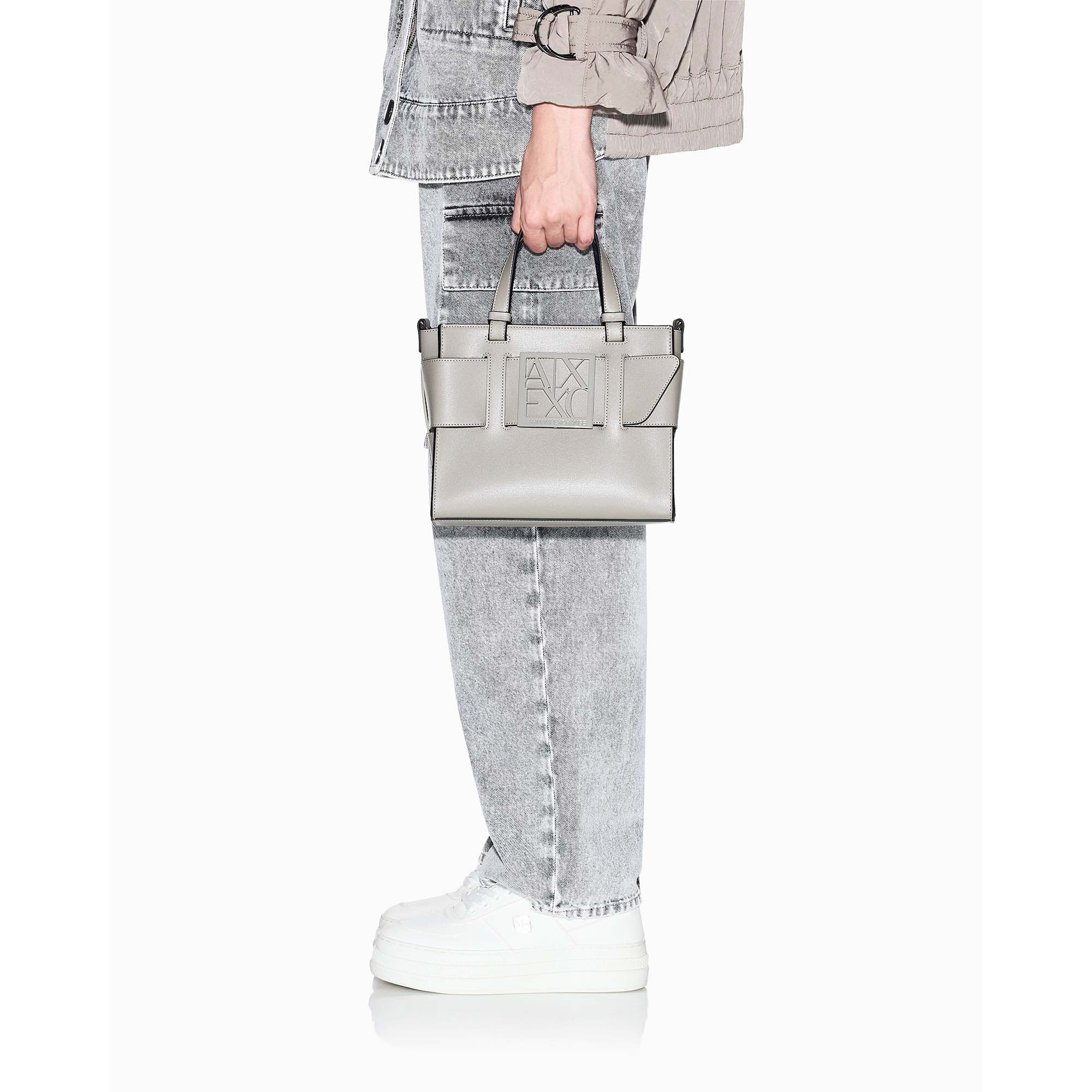 SHOPPING_BAG_9426900A874_U6242_Image_6