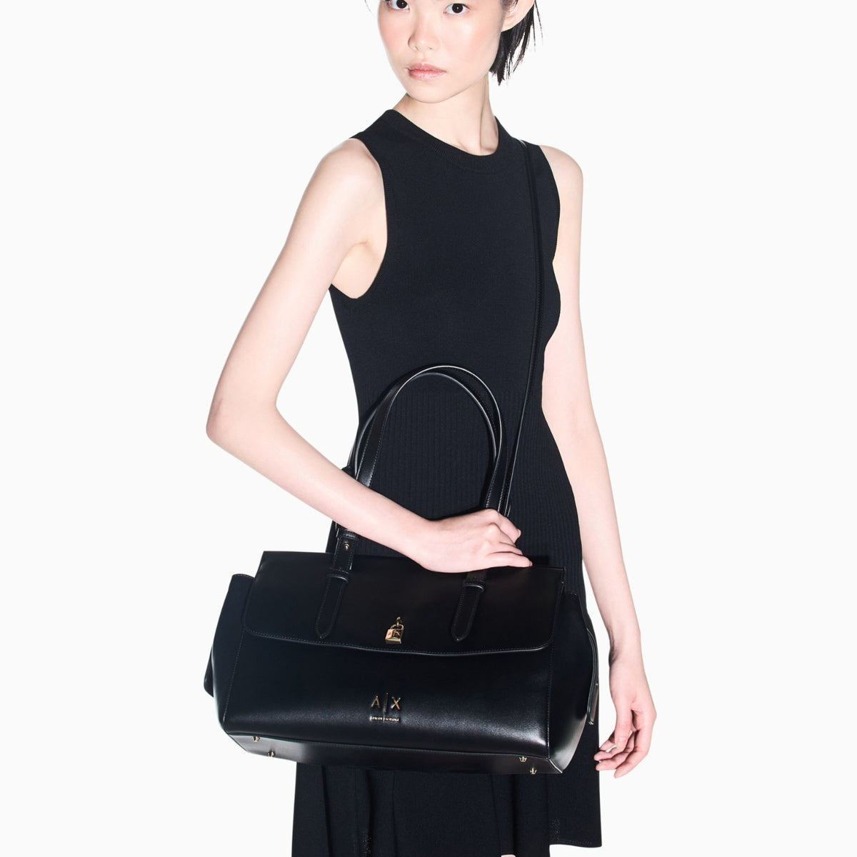 SHOPPING_BAG_XW003020AF28605_UC001_Image_2