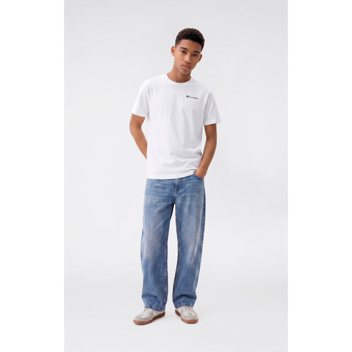 SHORT_SLEEVE_T-SHIRT_307323_WW001_Image_4