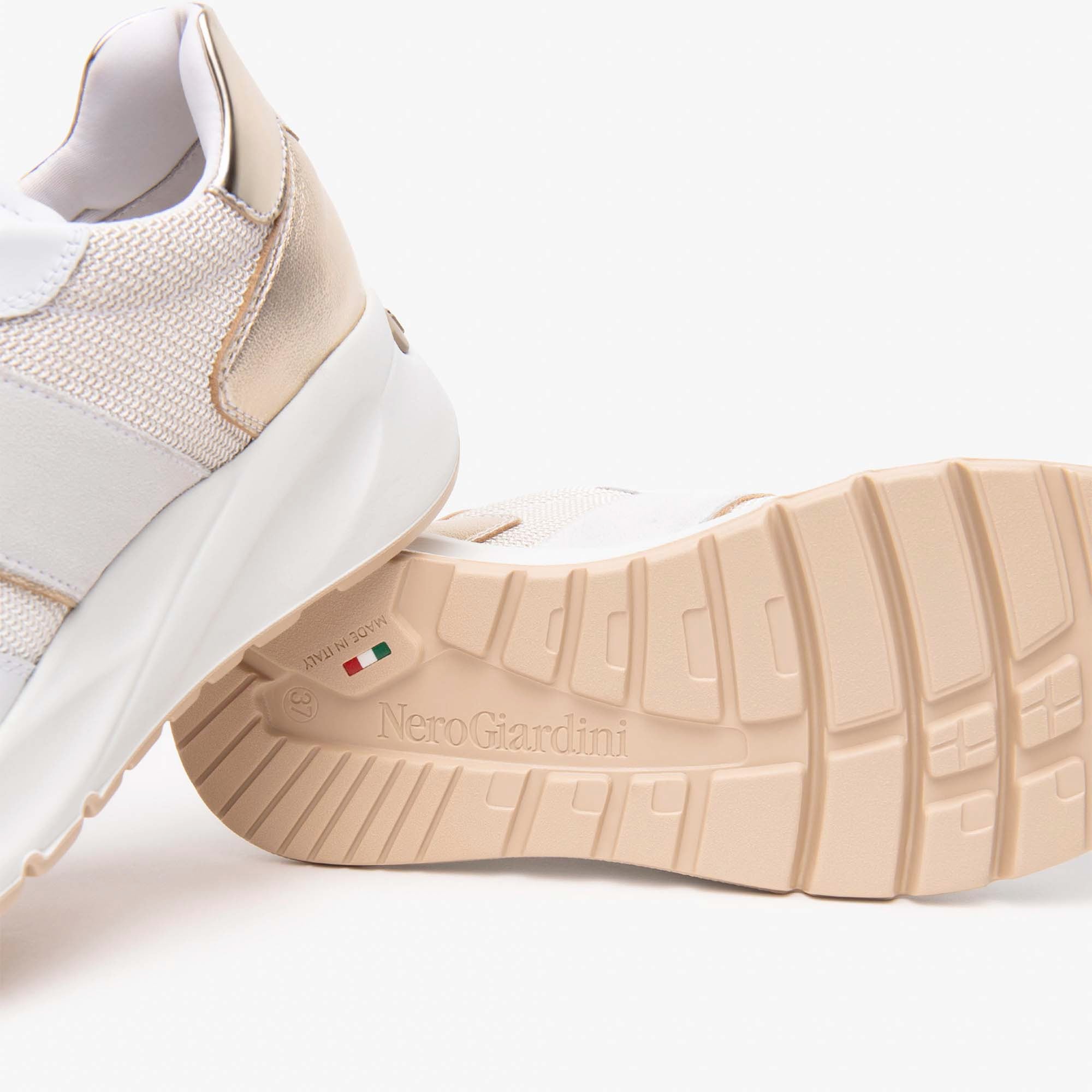 SKIPPER_BIANCO_TRETE_CHIC_1_BIANCO_VELOUR_NEVE_T_E512862D_707_Image_5