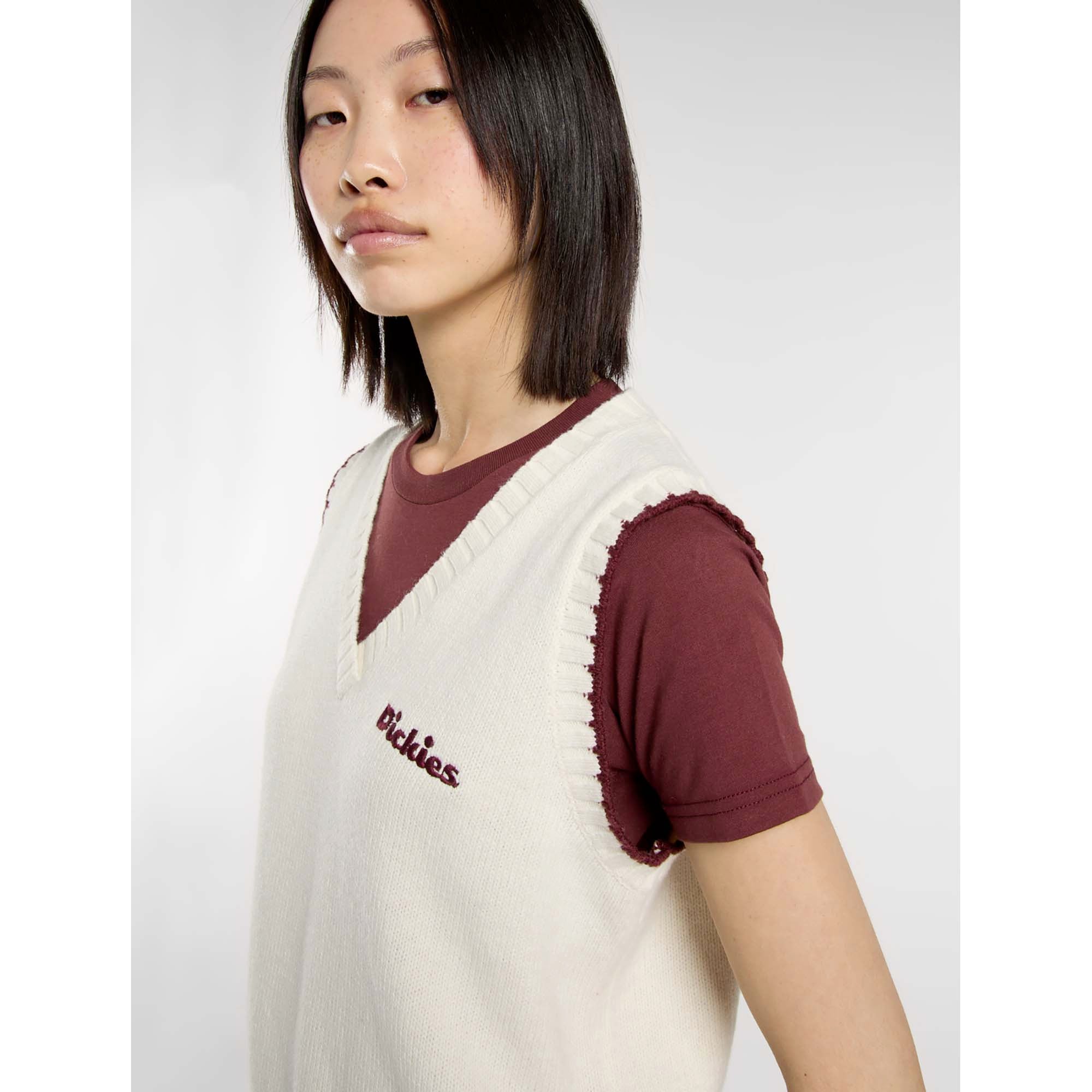 SLAYDEN_SWEATER_VEST_DK0A87P2_C481_Image_4