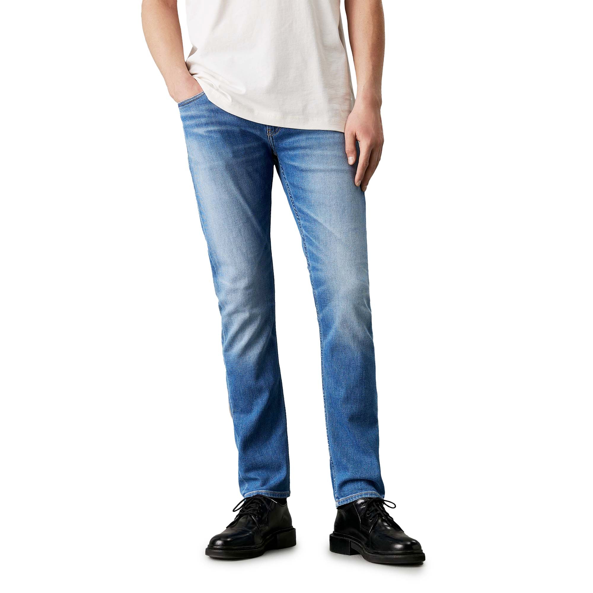 SLIM_1A4_J30J323685_1A4_Image_1