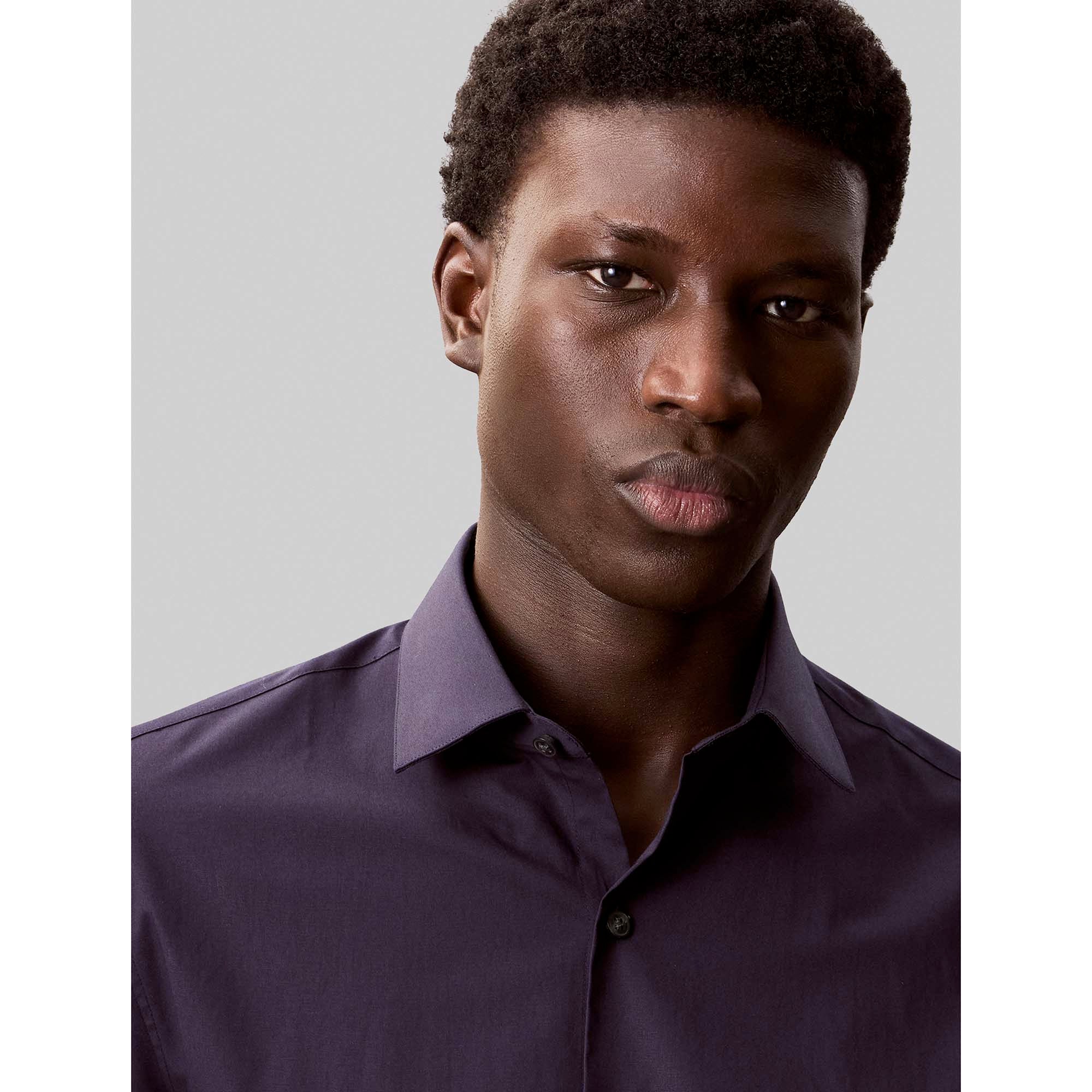 SLIM_ESNTL_POPLIN_NO_LV019EU000_XNW_Image_3