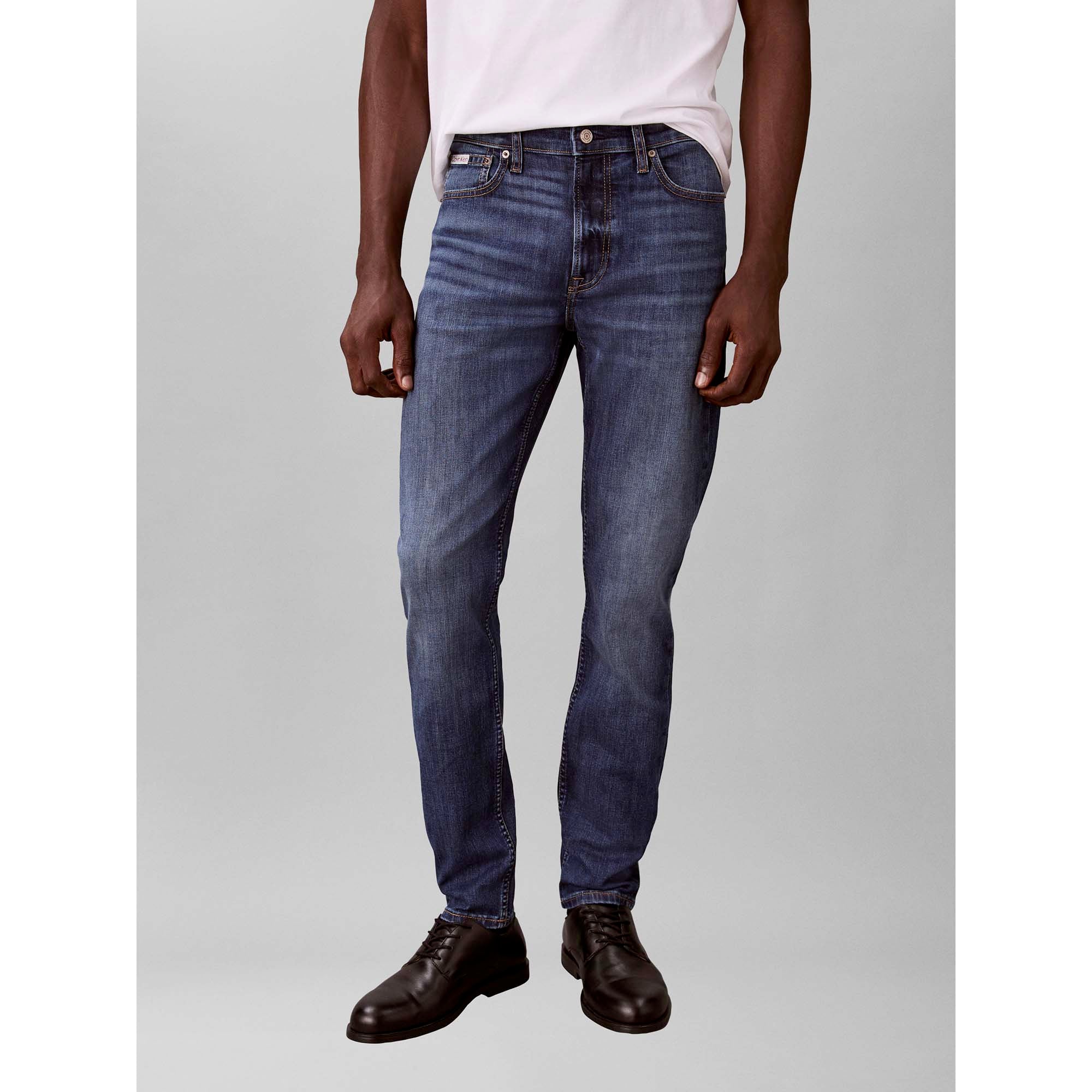 SLIM_TAPER_DARK_IRVI_LV04RE779G_Q8D_Image_2