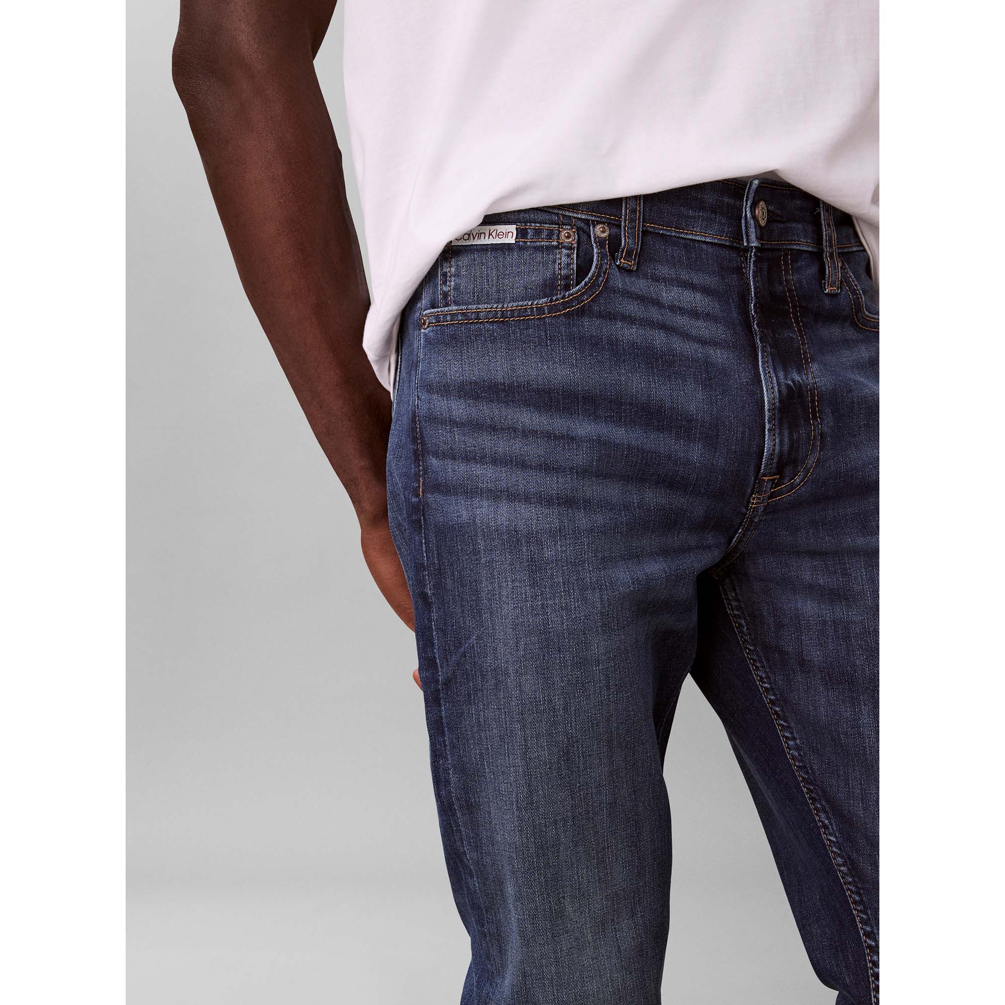 SLIM_TAPER_DARK_IRVI_LV04RE779G_Q8D_Image_5