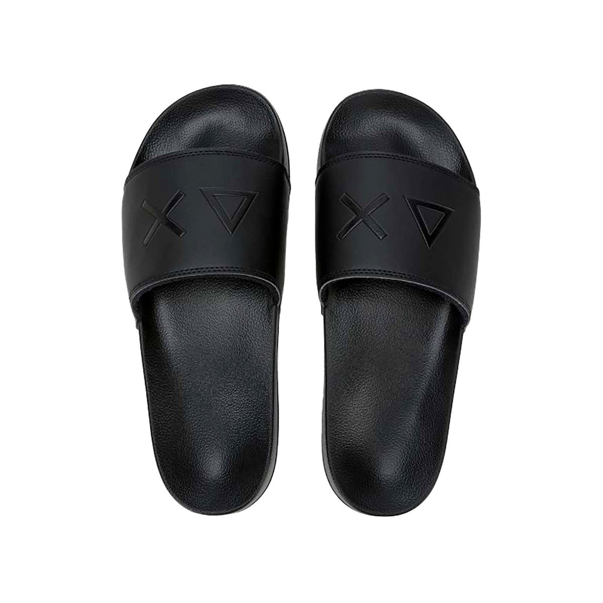SLIPPERS_LOGO_X36110_11_Image_1