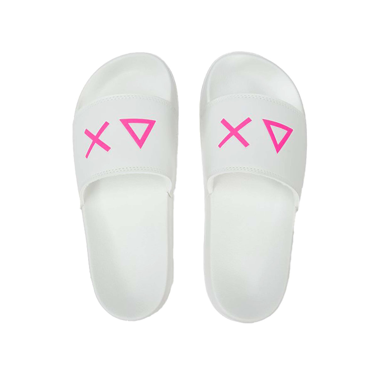 SLIPPERS_LOGO_X36210_01_Image_1