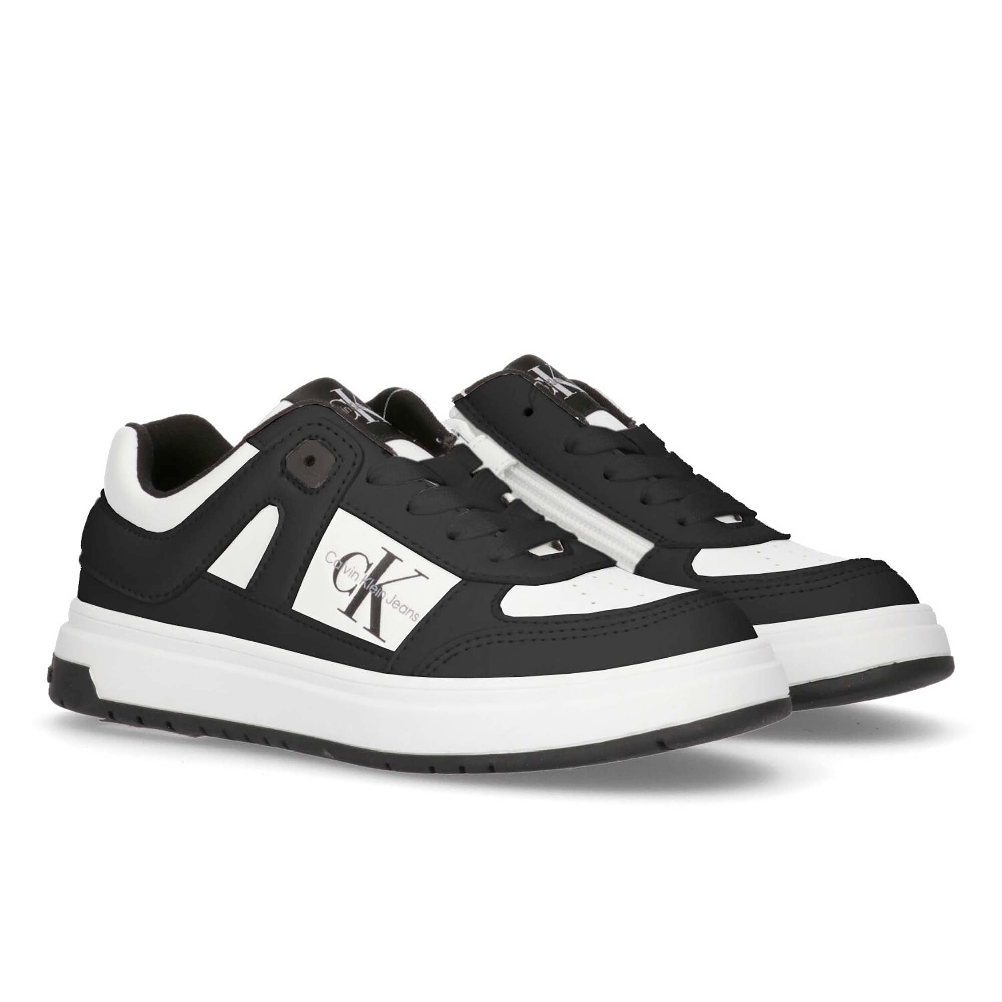 SNEAKER_BASSA_ALLACCIATA_V3X9810601355X001_001_Image_2