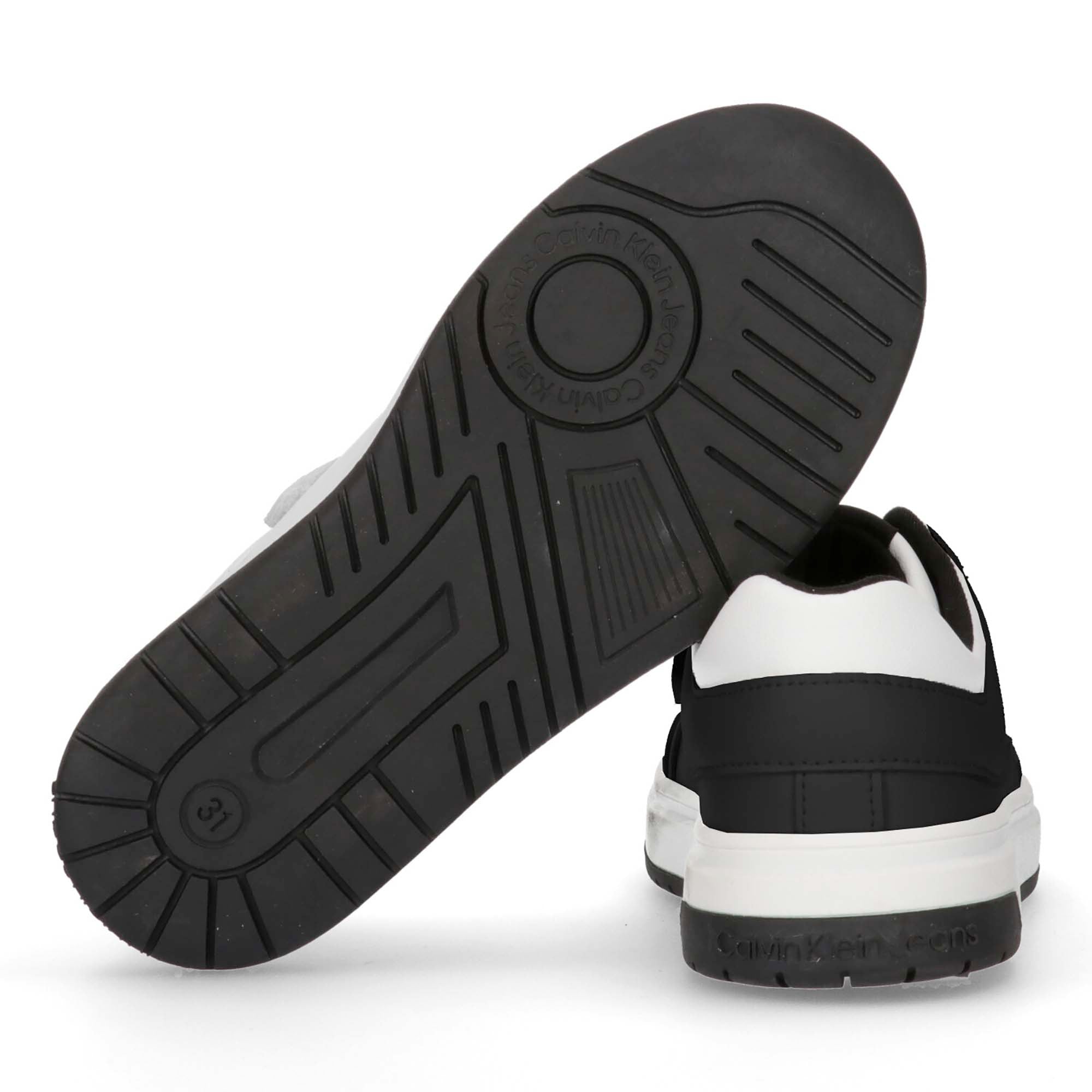 SNEAKER_BASSA_ALLACCIATA_V3X9810601355X001_001_Image_5