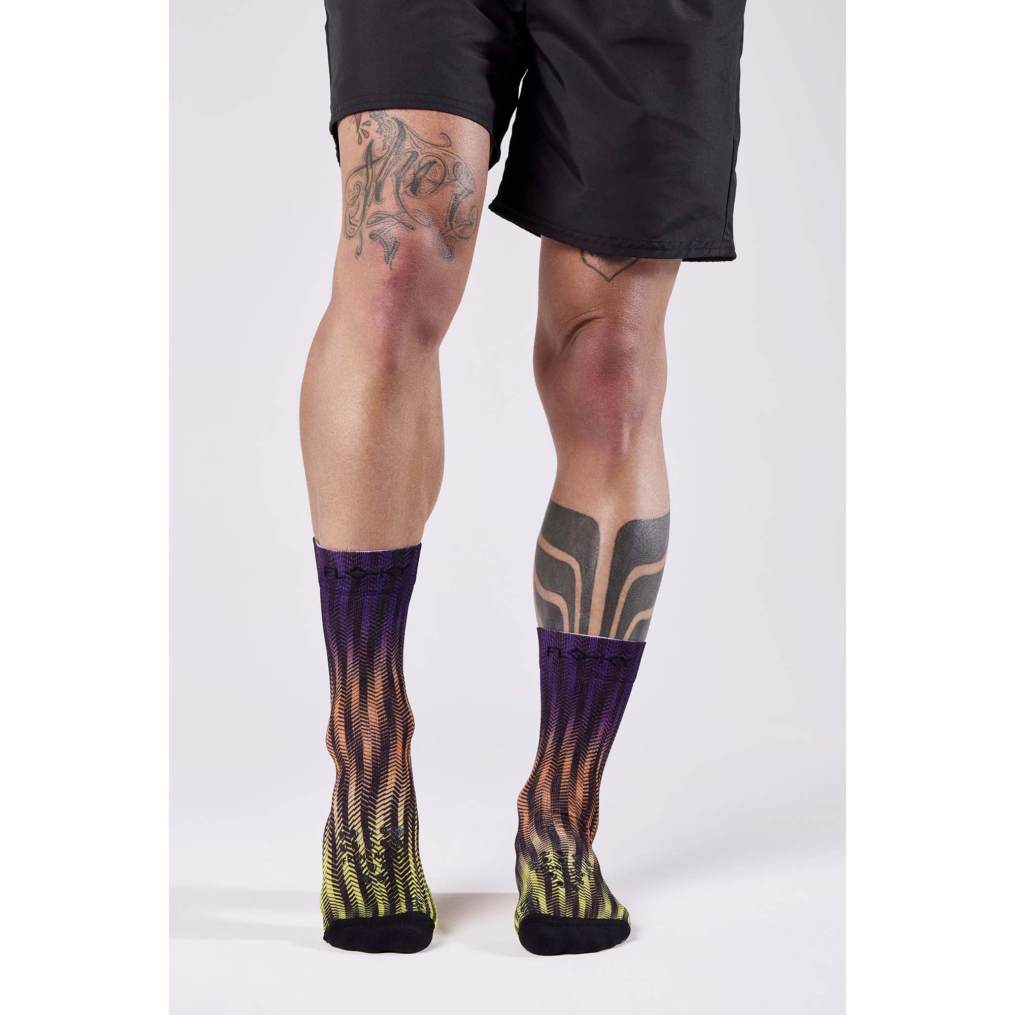 SOCKS_S-MASH_FANTASY_FLSHF3D_073_Image_4