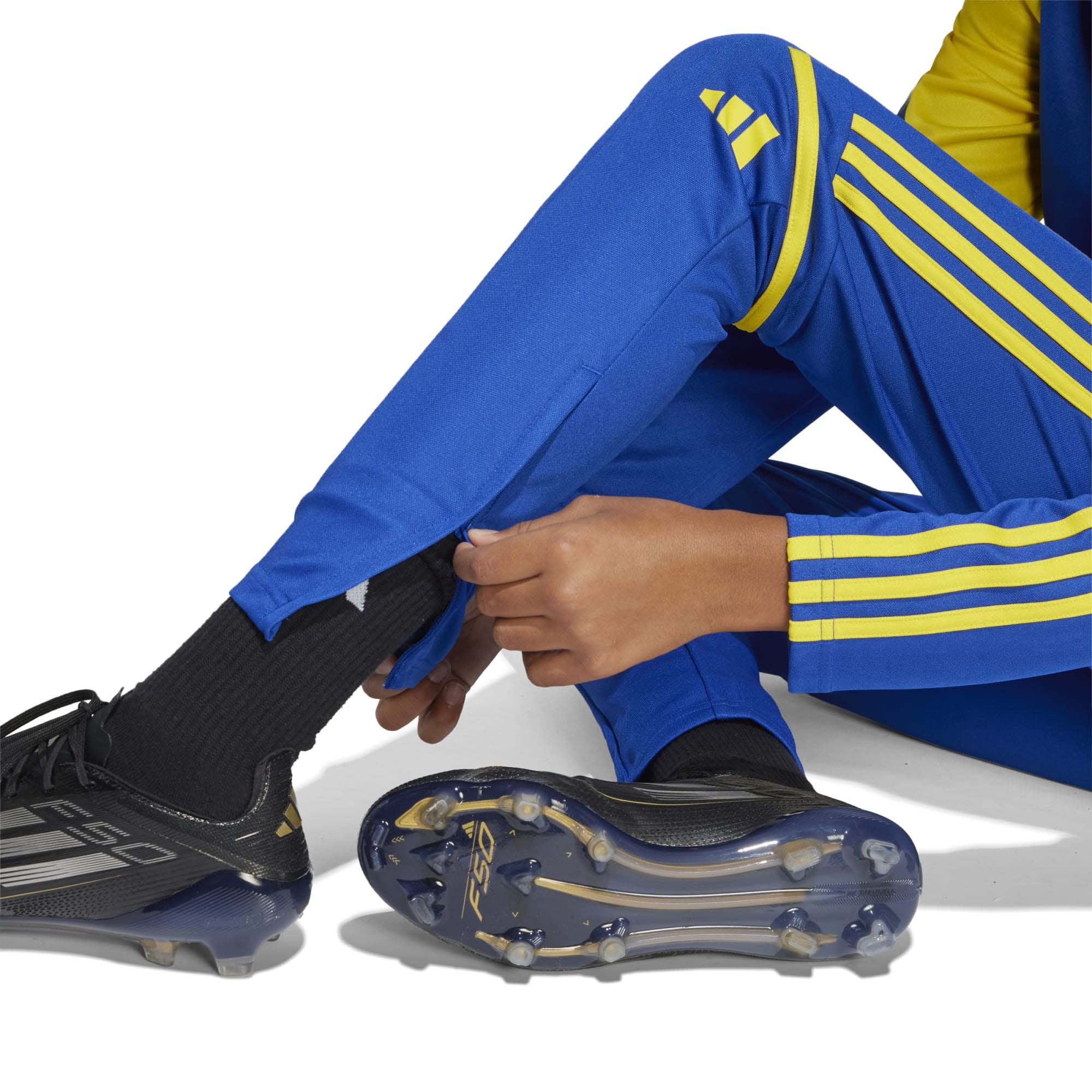 SQ25_TR_PNT_Y_JP3154_ROYBLUT_Image_5