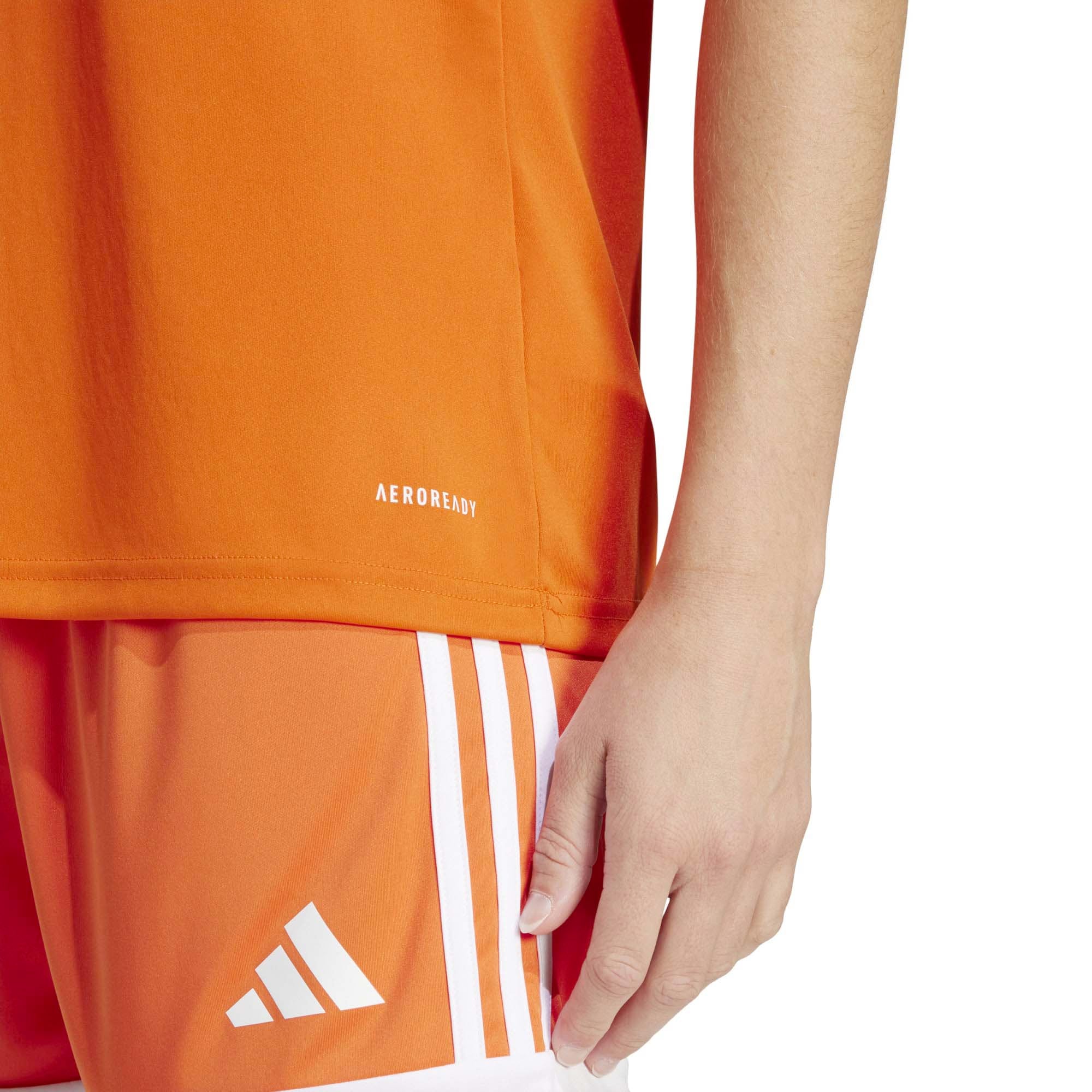 SQUA25_JSY_W_JC8662_TEAORAW_Image_5