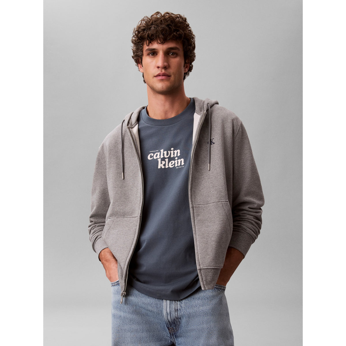 SS_20S_CALVINKLEIN_T_LV04RG815G_CEG_Image_2