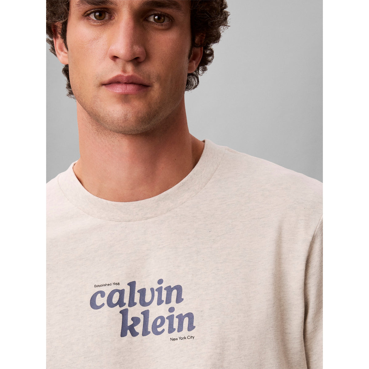 SS_20S_CALVINKLEIN_T_LV04RG815G_P4P_Image_5