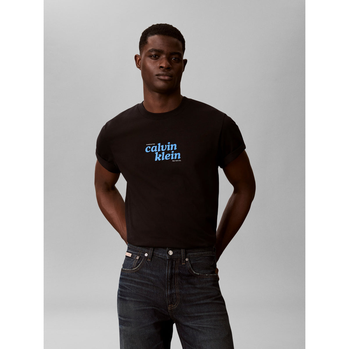 SS_20S_CALVINKLEIN_T_LV04RG815G_UB1_Image_2