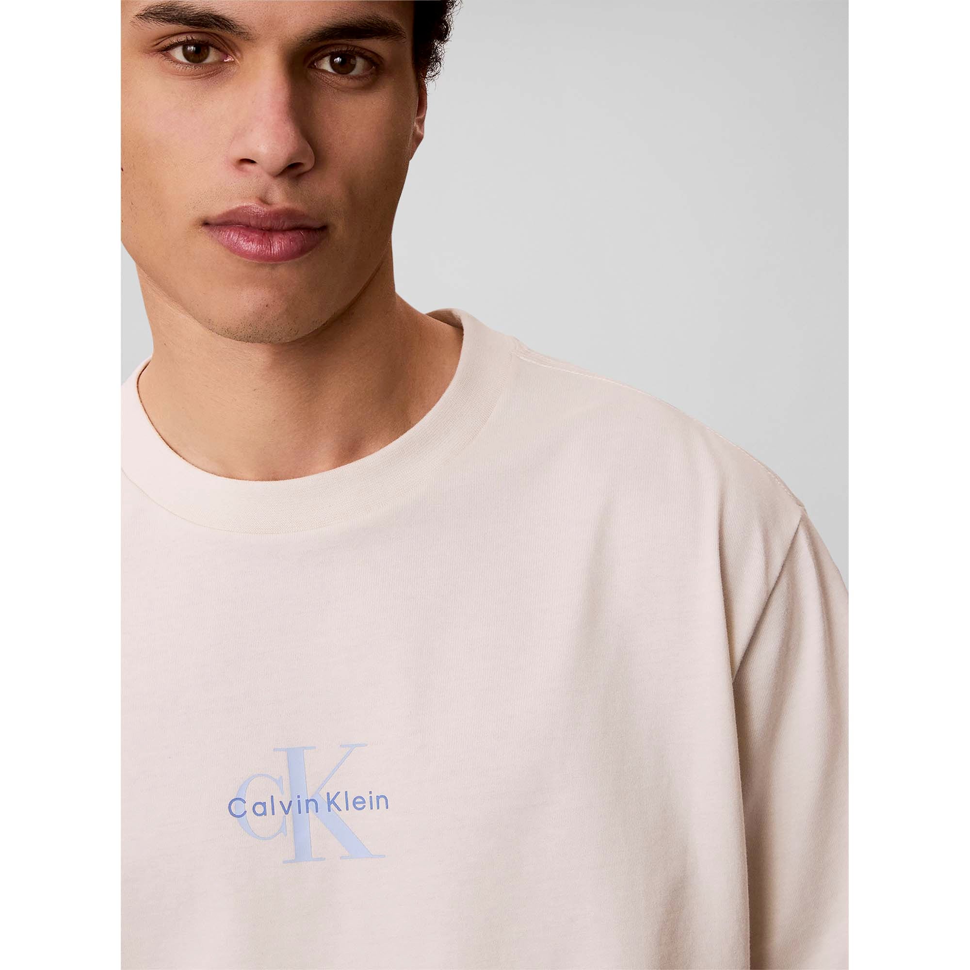 SS_90S_FIT_MONOLOGO_LV04RC249G_YAS_Image_6