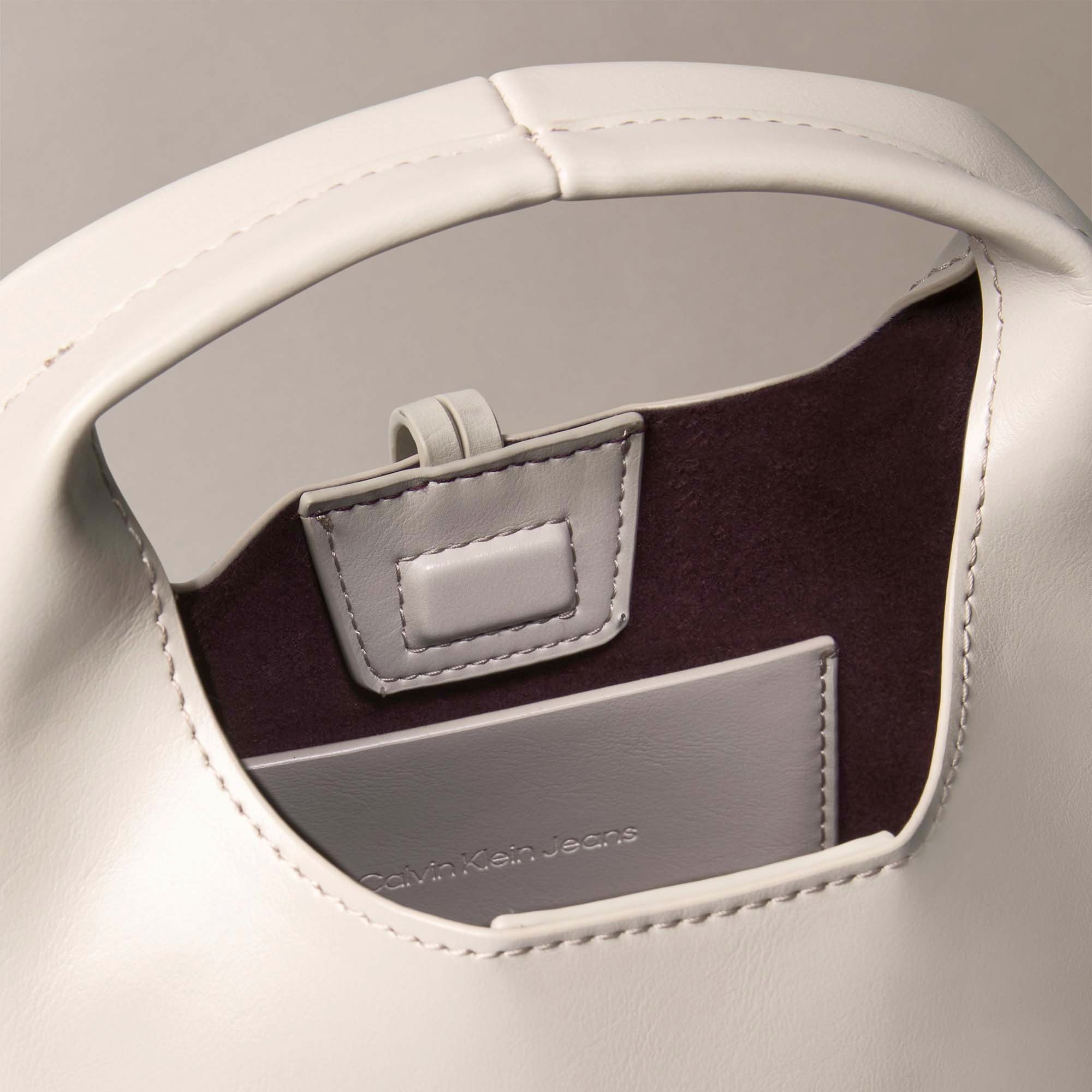 STONE_LOCK_SLOUCHY_CROSSBODY_BAG_LV04K3177G_RMU_Image_3