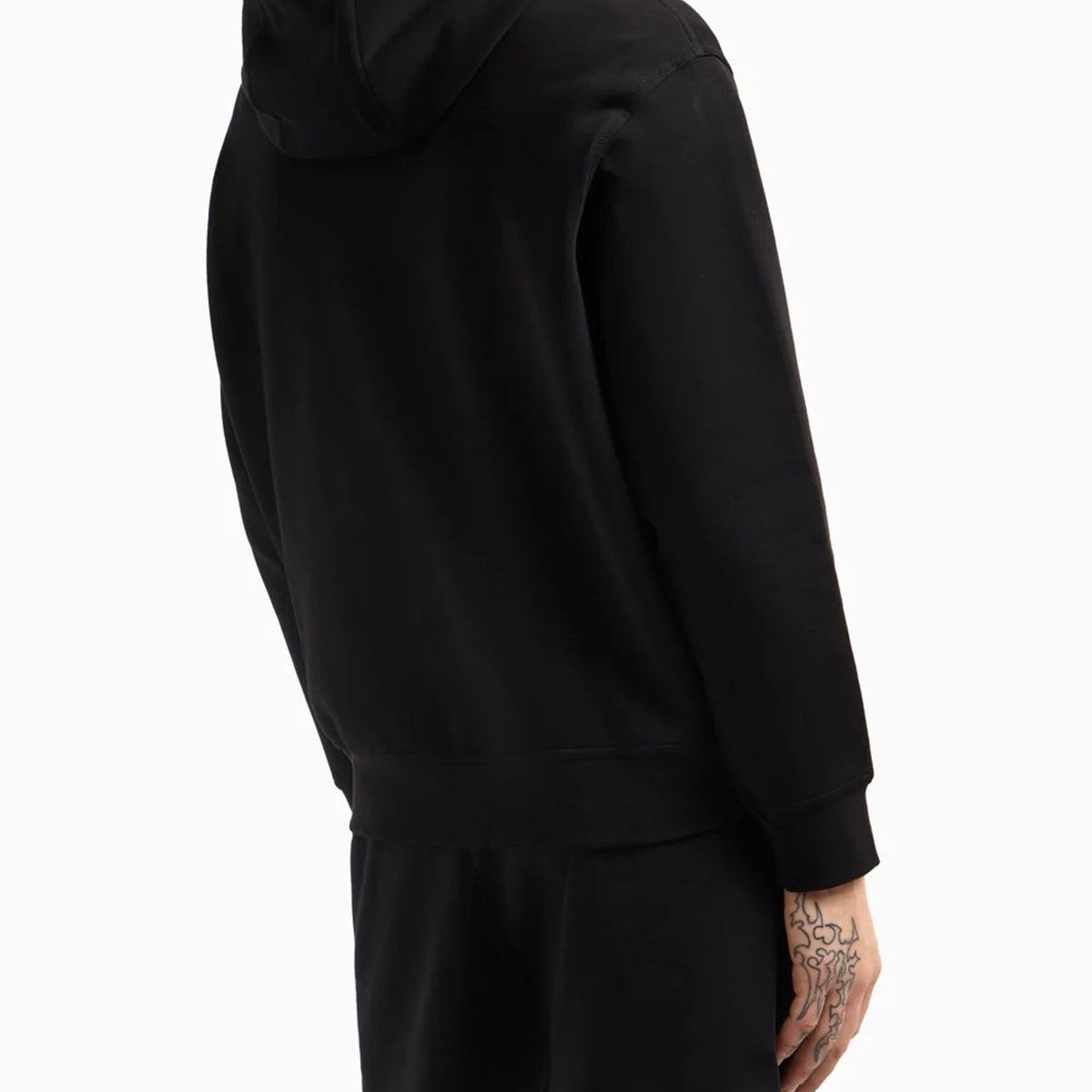 SWEATSHIRT_XM000371AF10818_UC001_Image_3