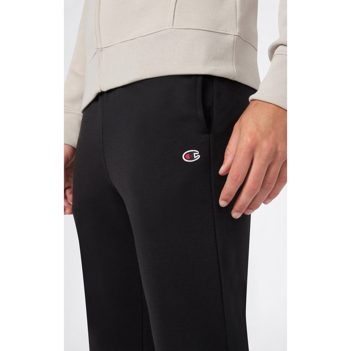 SWEATSUIT_221658_ES084_Image_5