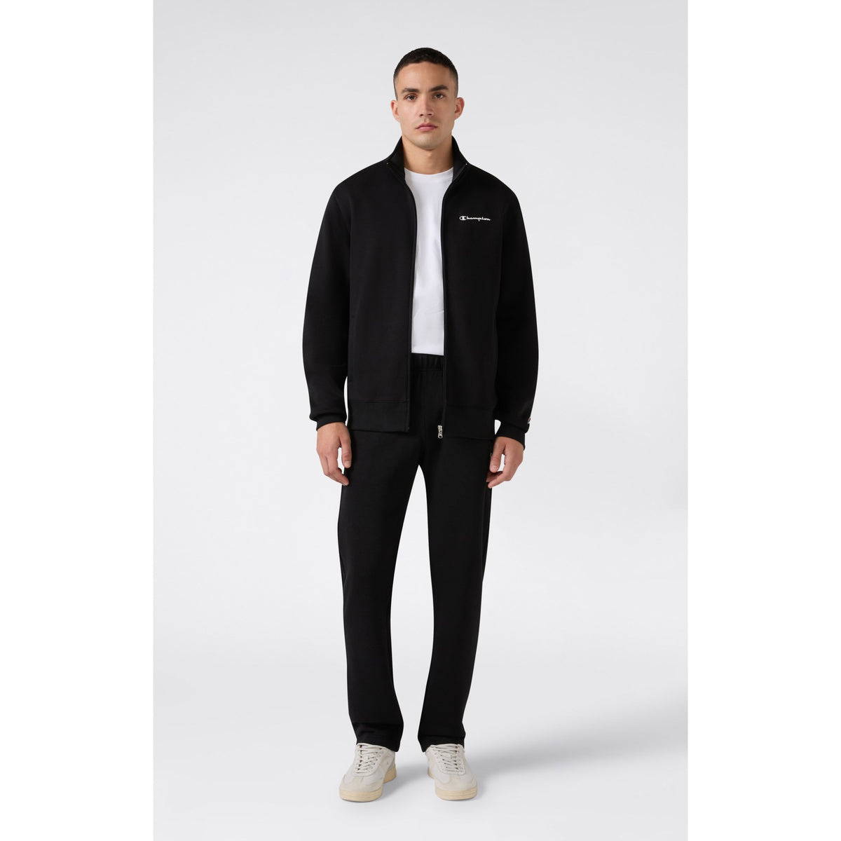 SWEATSUIT_221786_KK001_Image_2