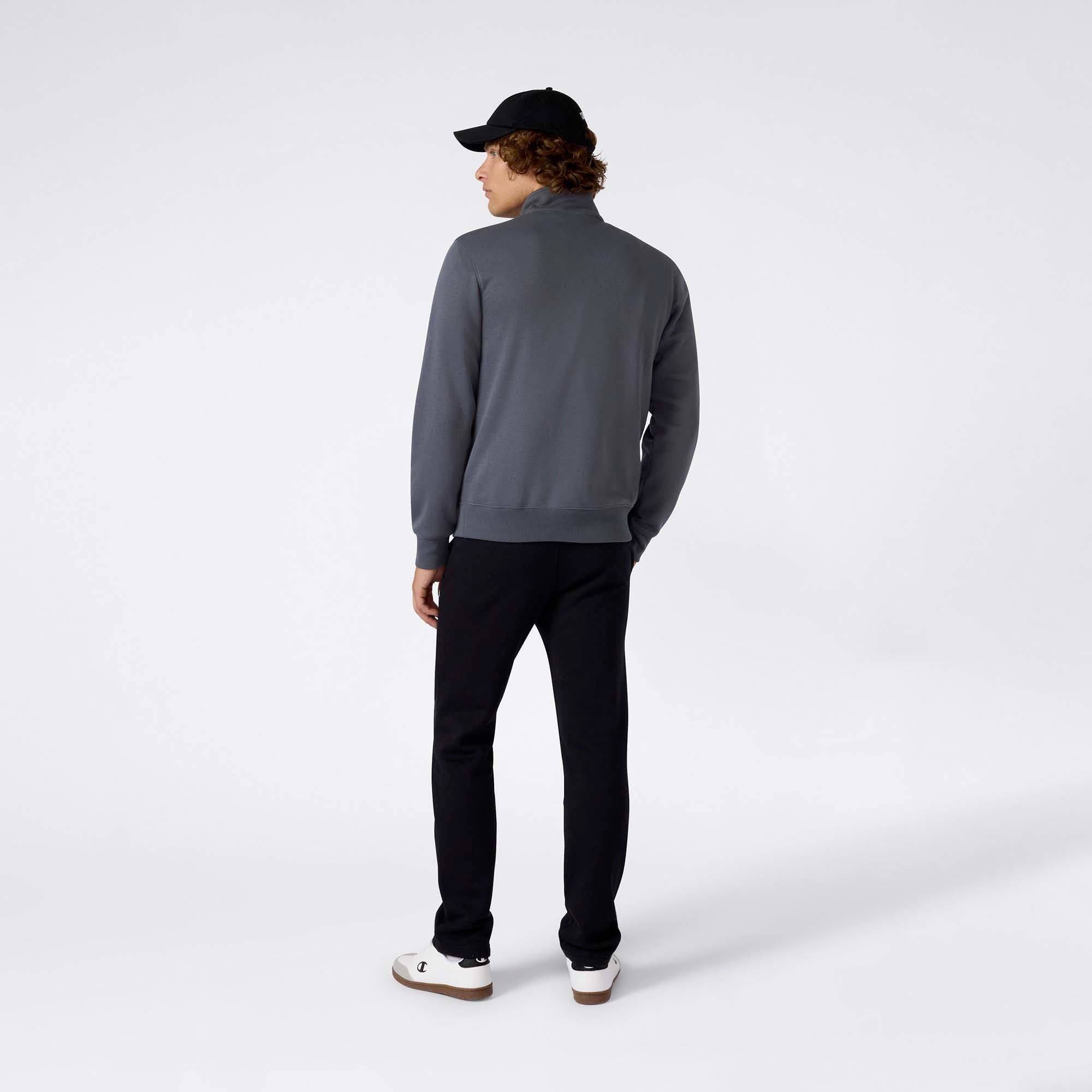 SWEATSUIT_221787_KK022_Image_3